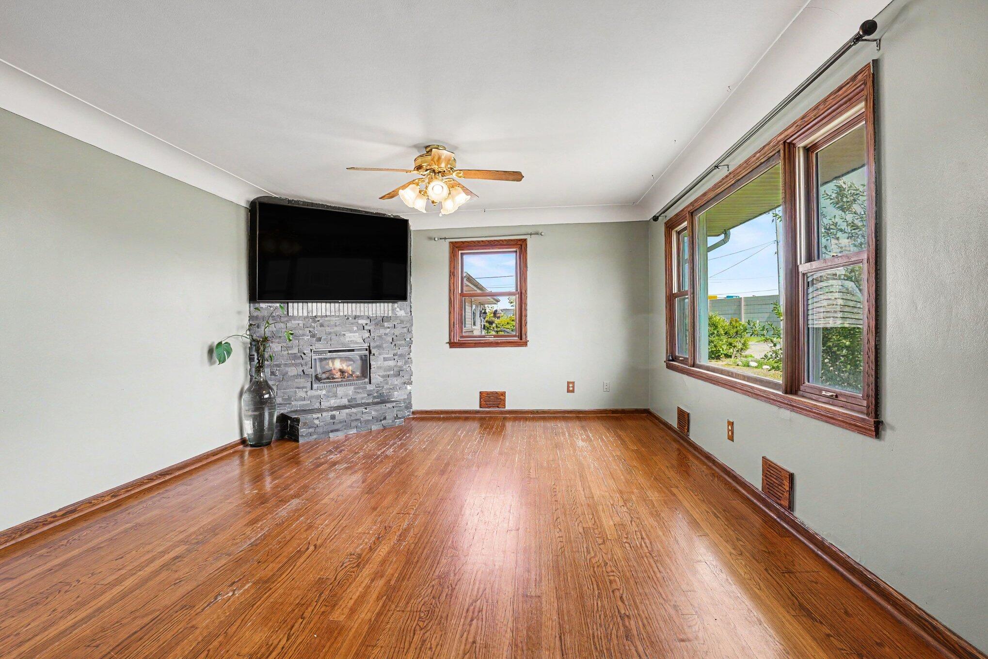 2109 Bloomfield Avenue Kalamazoo MI 49001