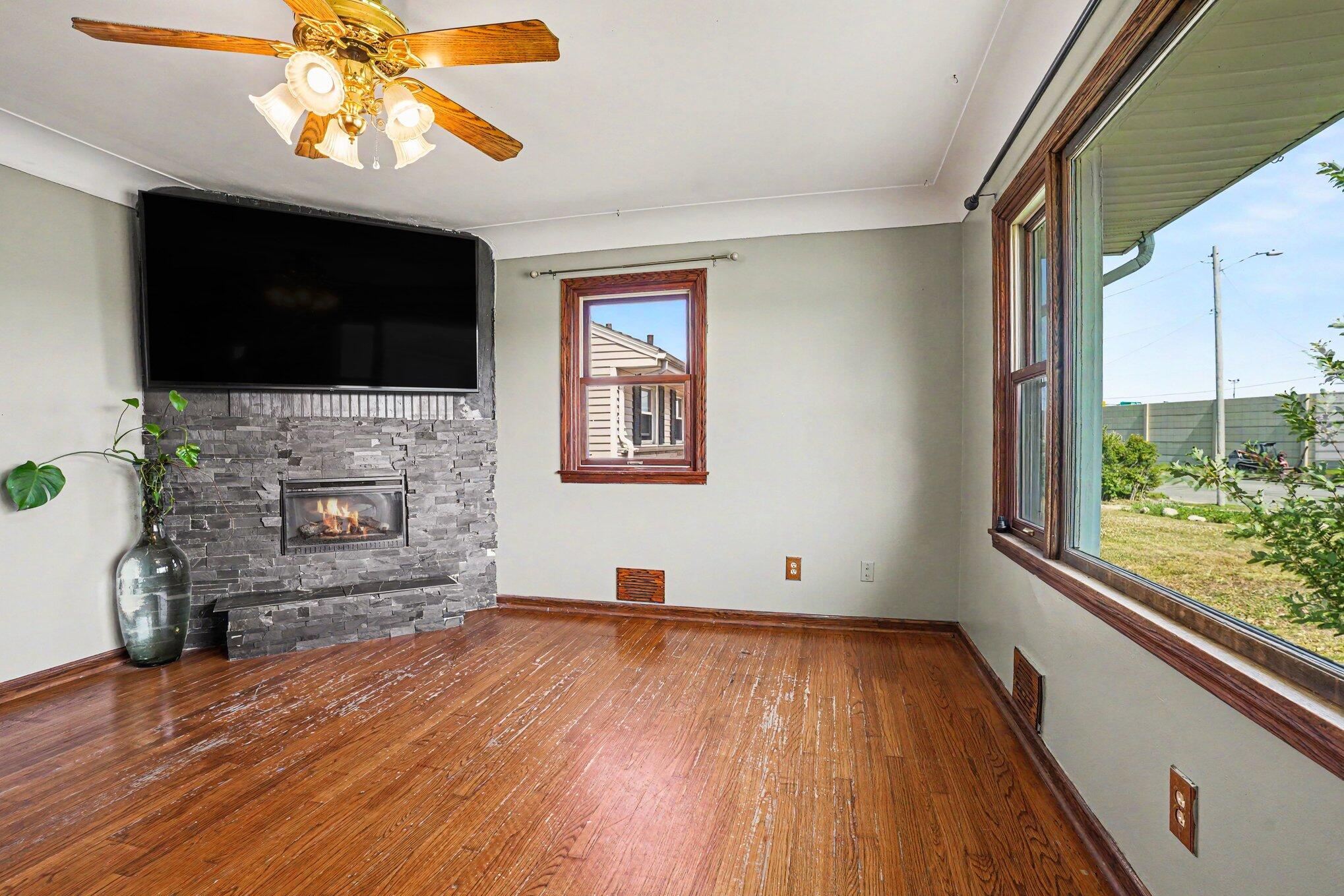 2109 Bloomfield Avenue Kalamazoo MI 49001
