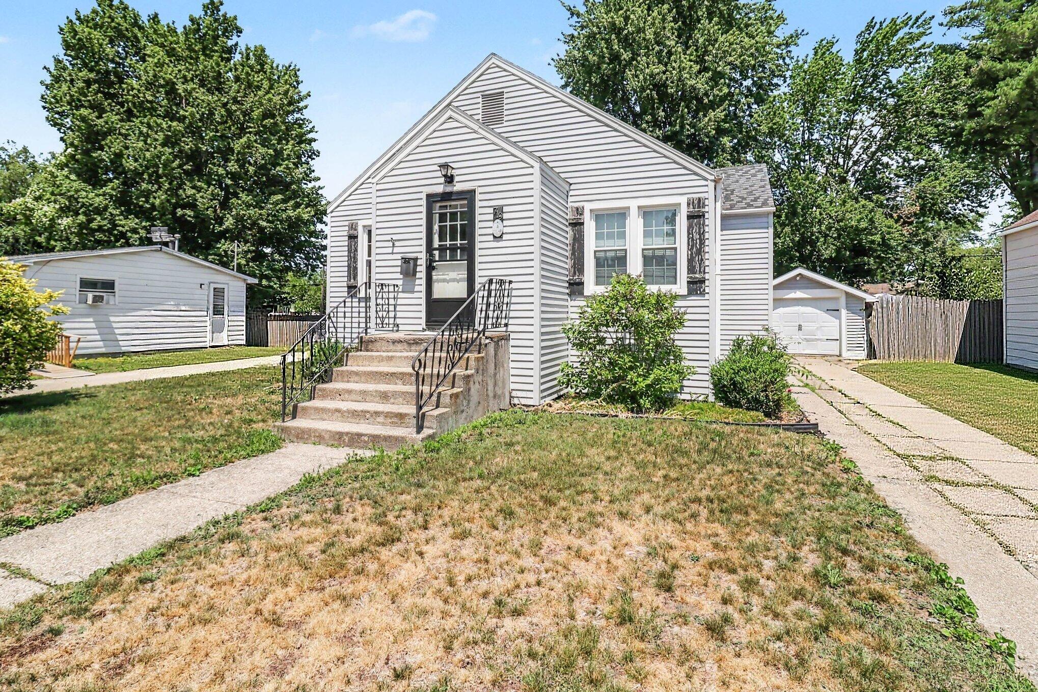 719 Diana Street Ludington MI 49431