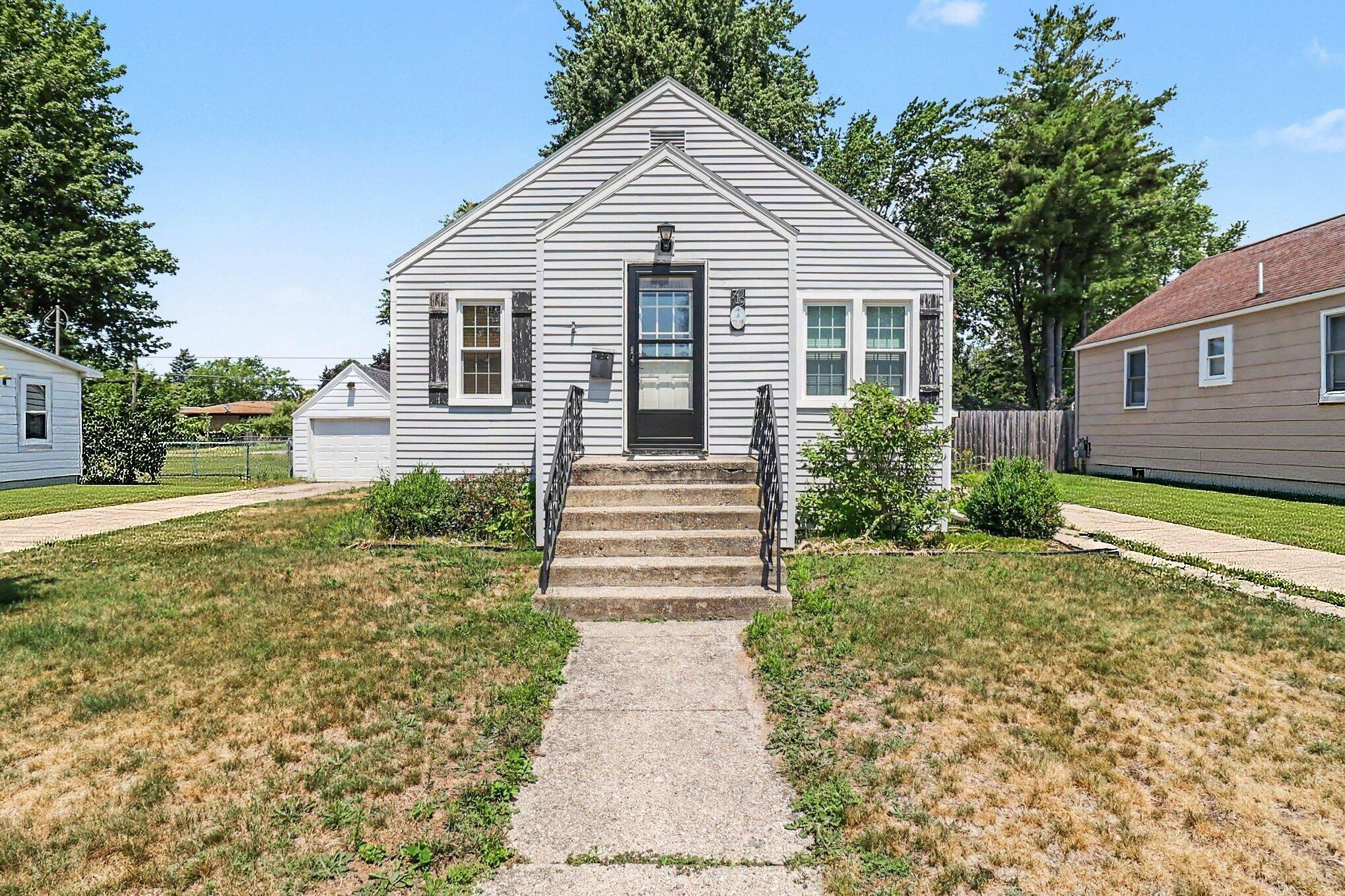 719 Diana Street Ludington MI 49431