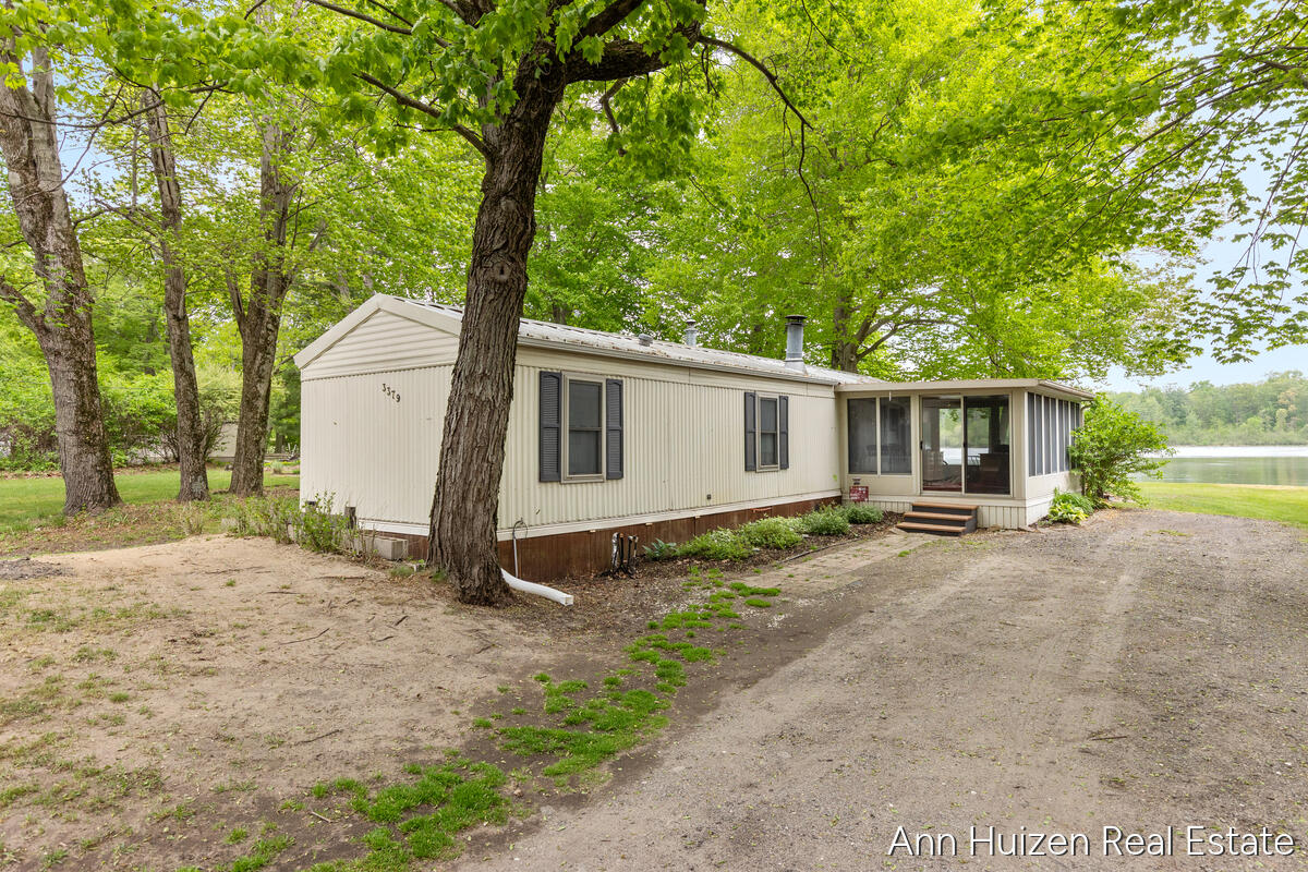 3379 S Spec Lake Drive Allegan MI 49010