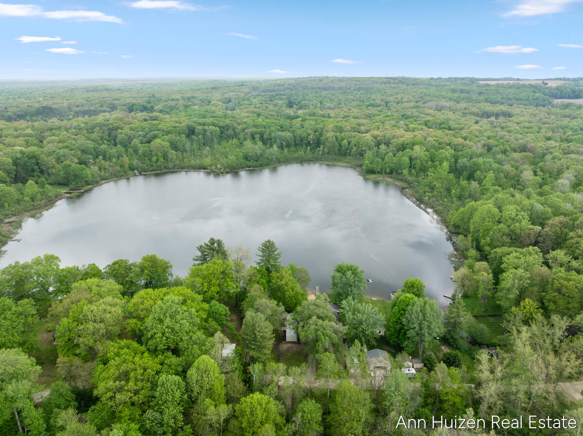 3379 S Spec Lake Drive Allegan MI 49010