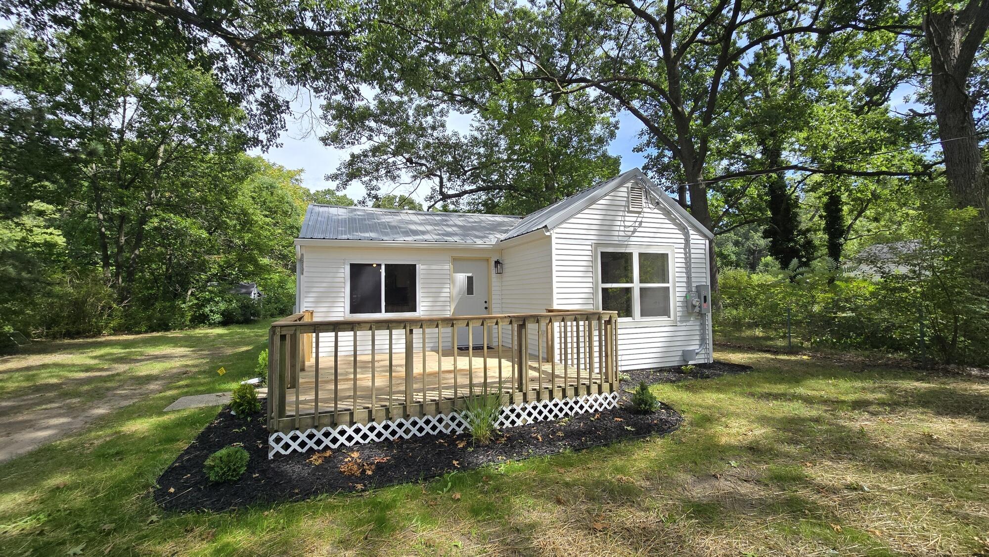 470 S Sheridan Drive Muskegon MI 49442