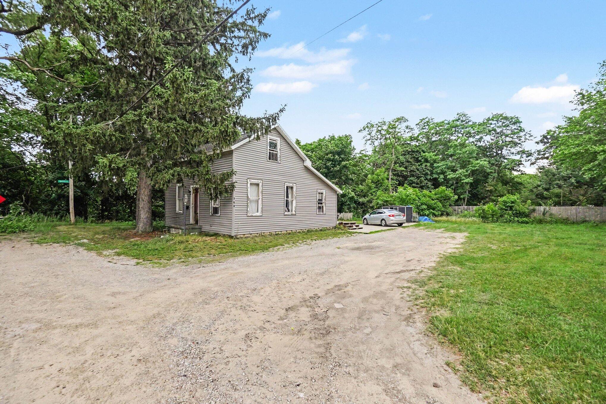 760 Scott Street Muskegon MI 49442
