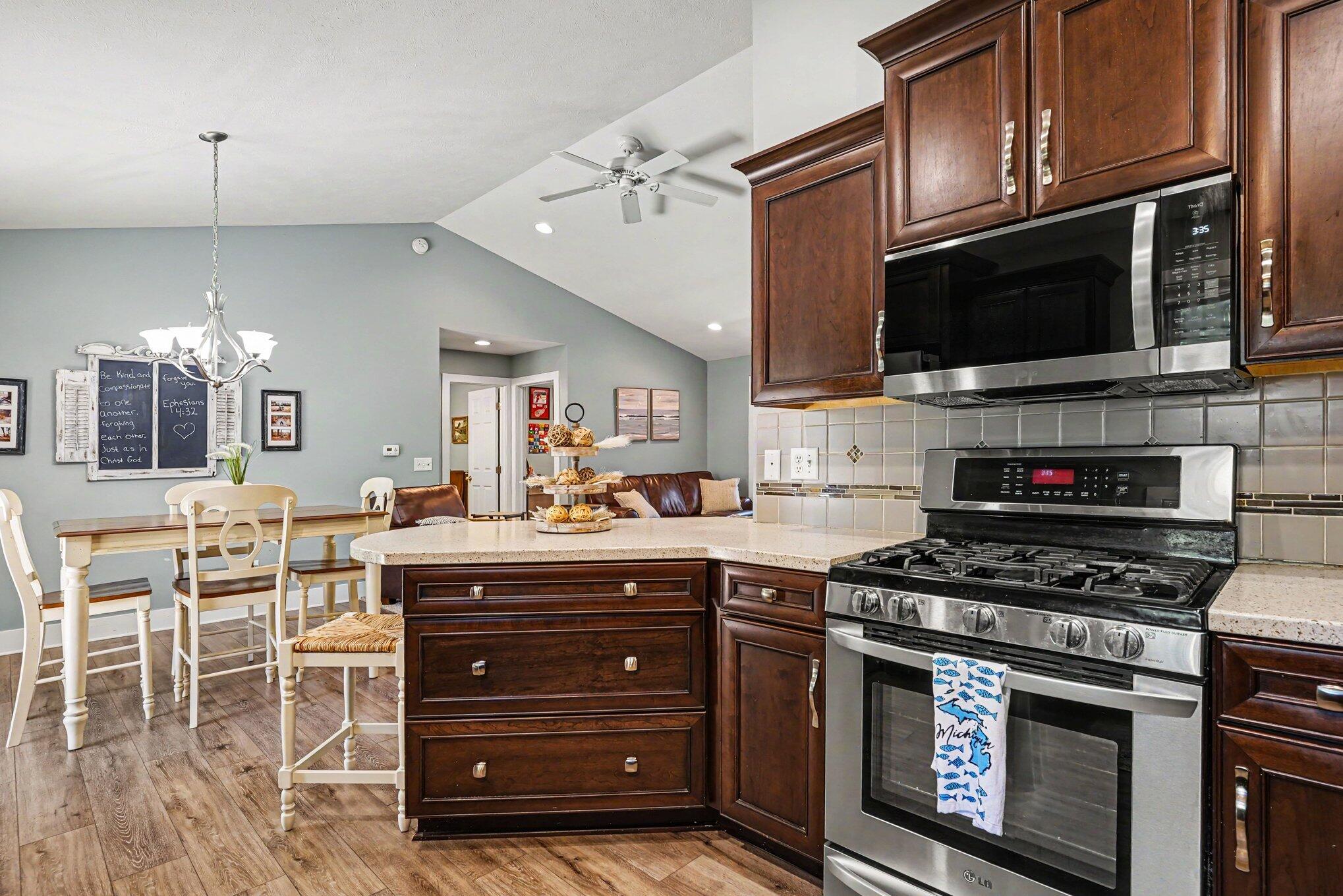 2560 Huron Trail Muskegon MI 49445