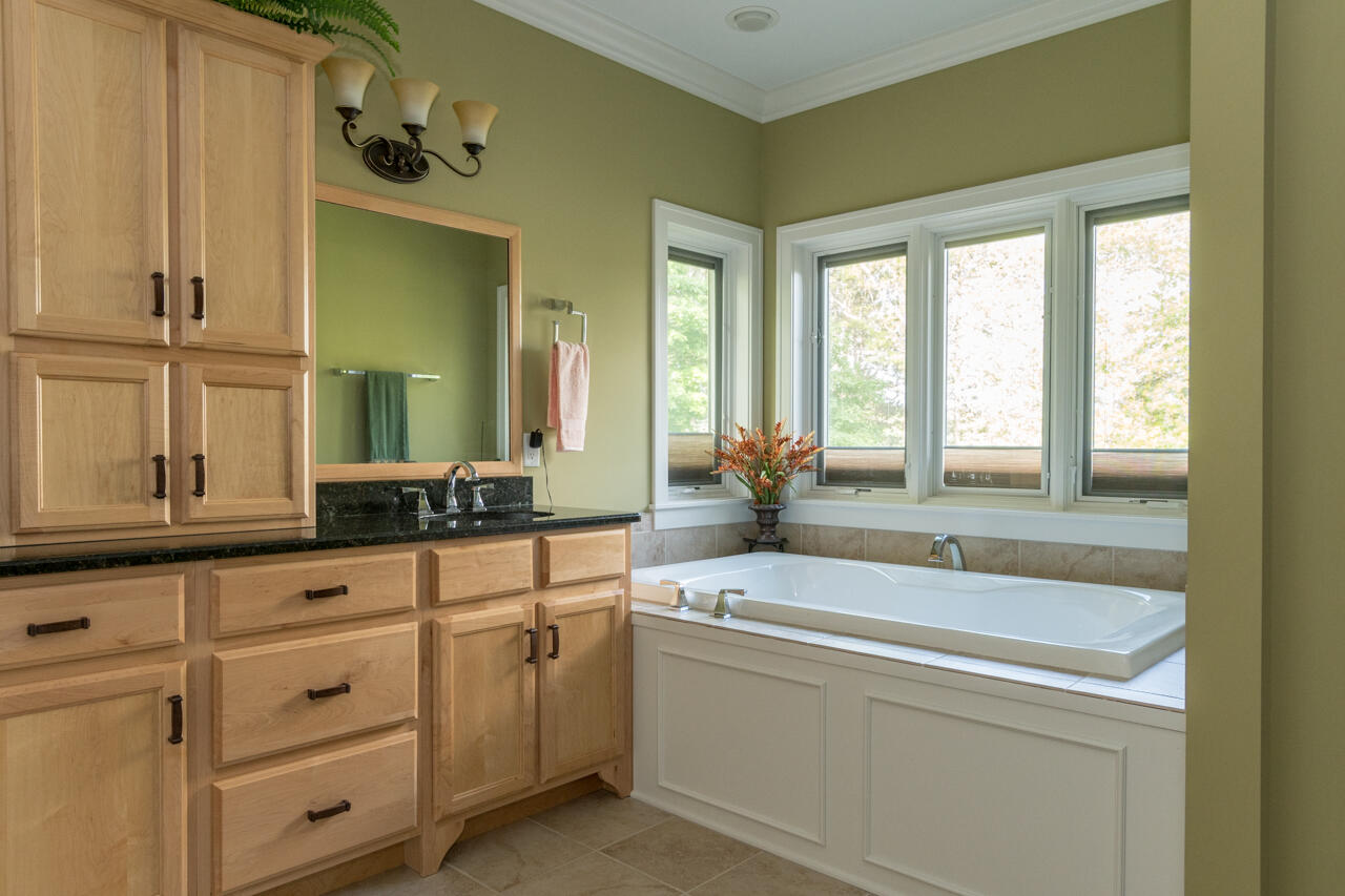 7342 Bentwood Trail Kalamazoo MI 49009