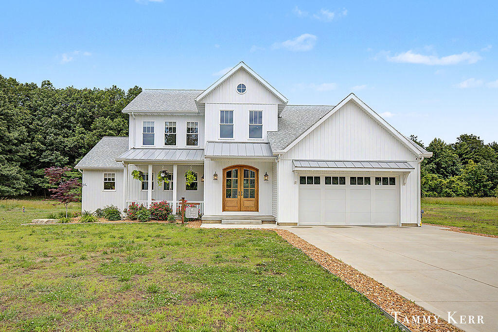 7067 118th Avenue Fennville MI 49408