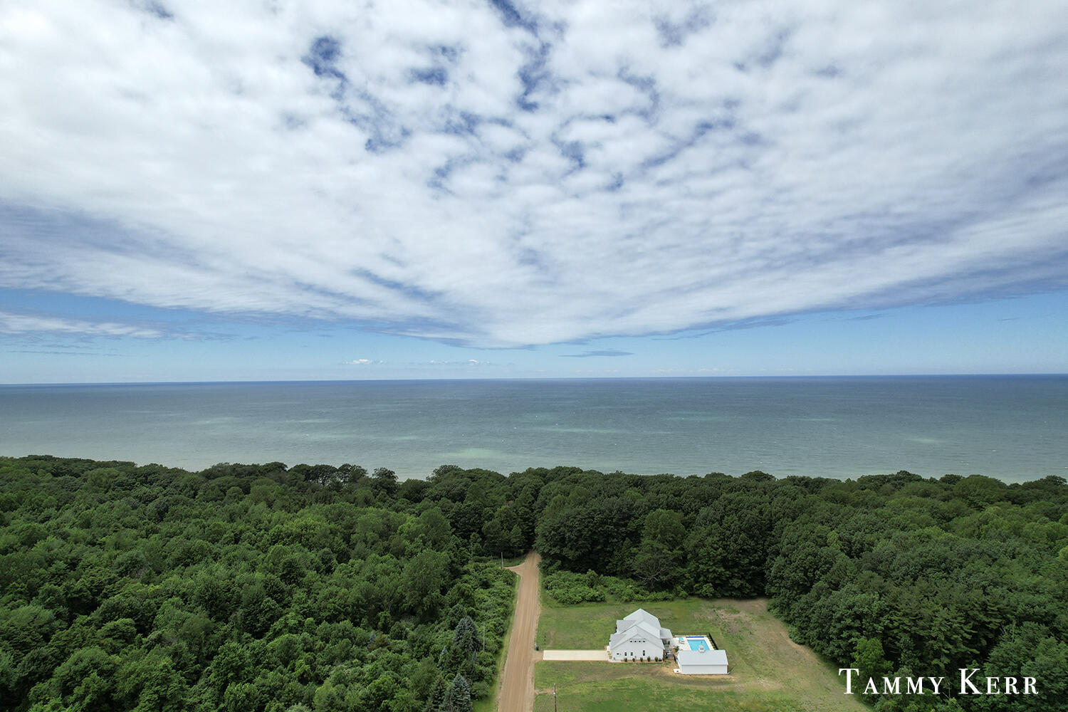 7067 118th Avenue Fennville MI 49408