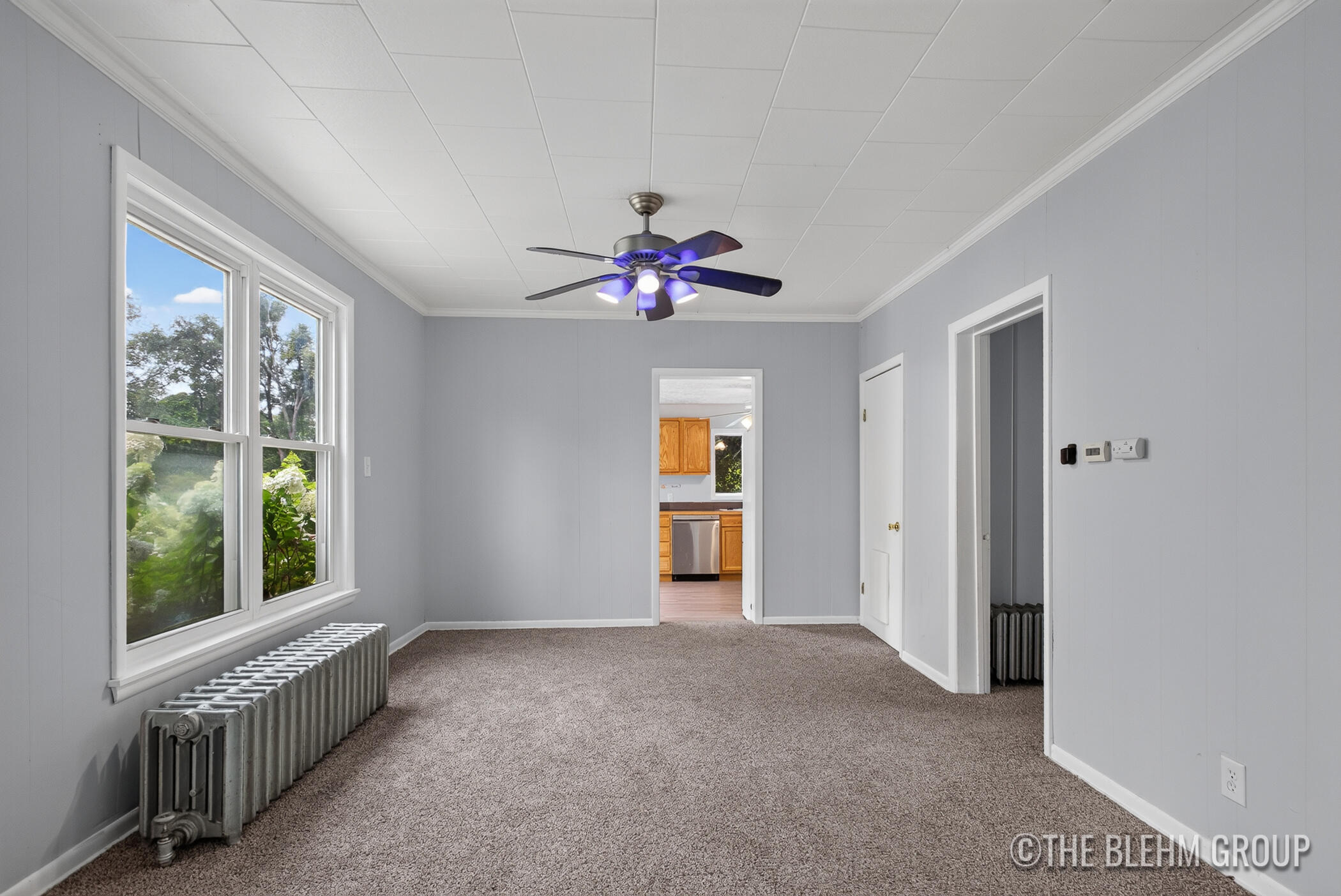 727 Emerald Avenue NE Grand Rapids MI 49503