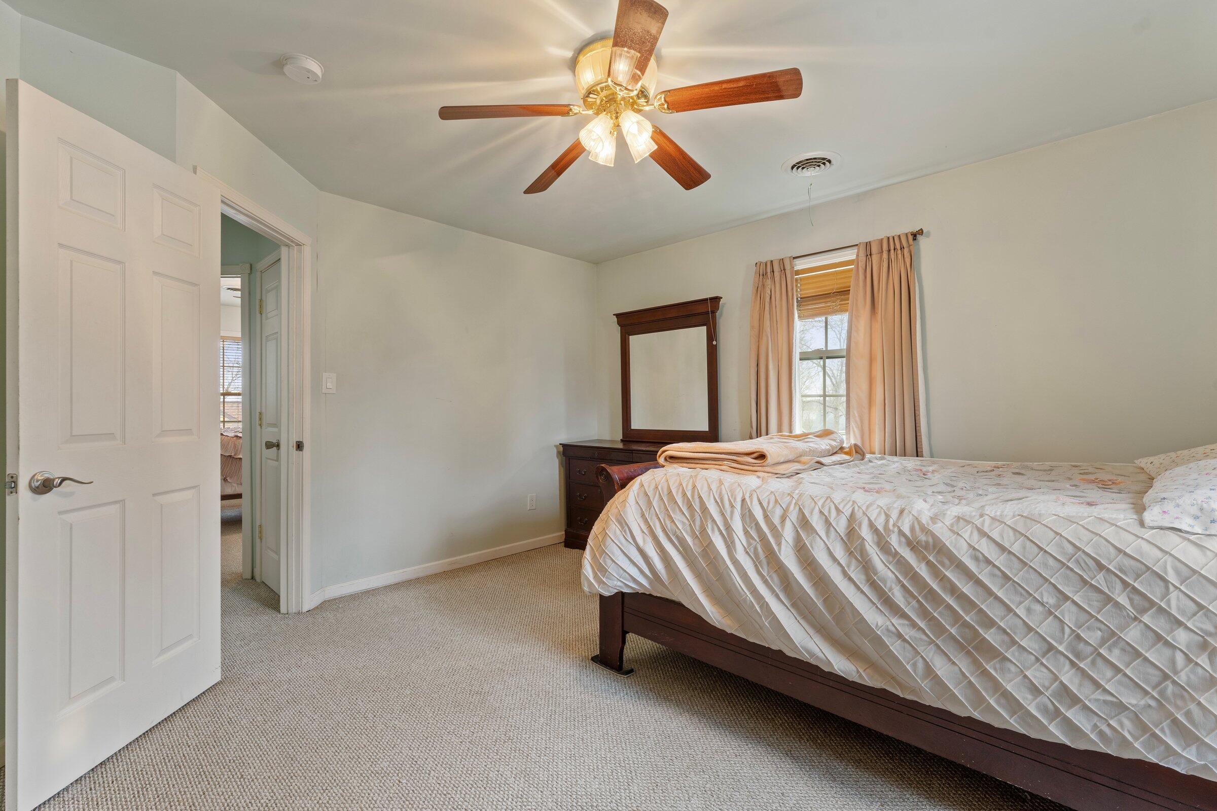 22301 Forest Avenue Avenue Cassopolis MI 49031