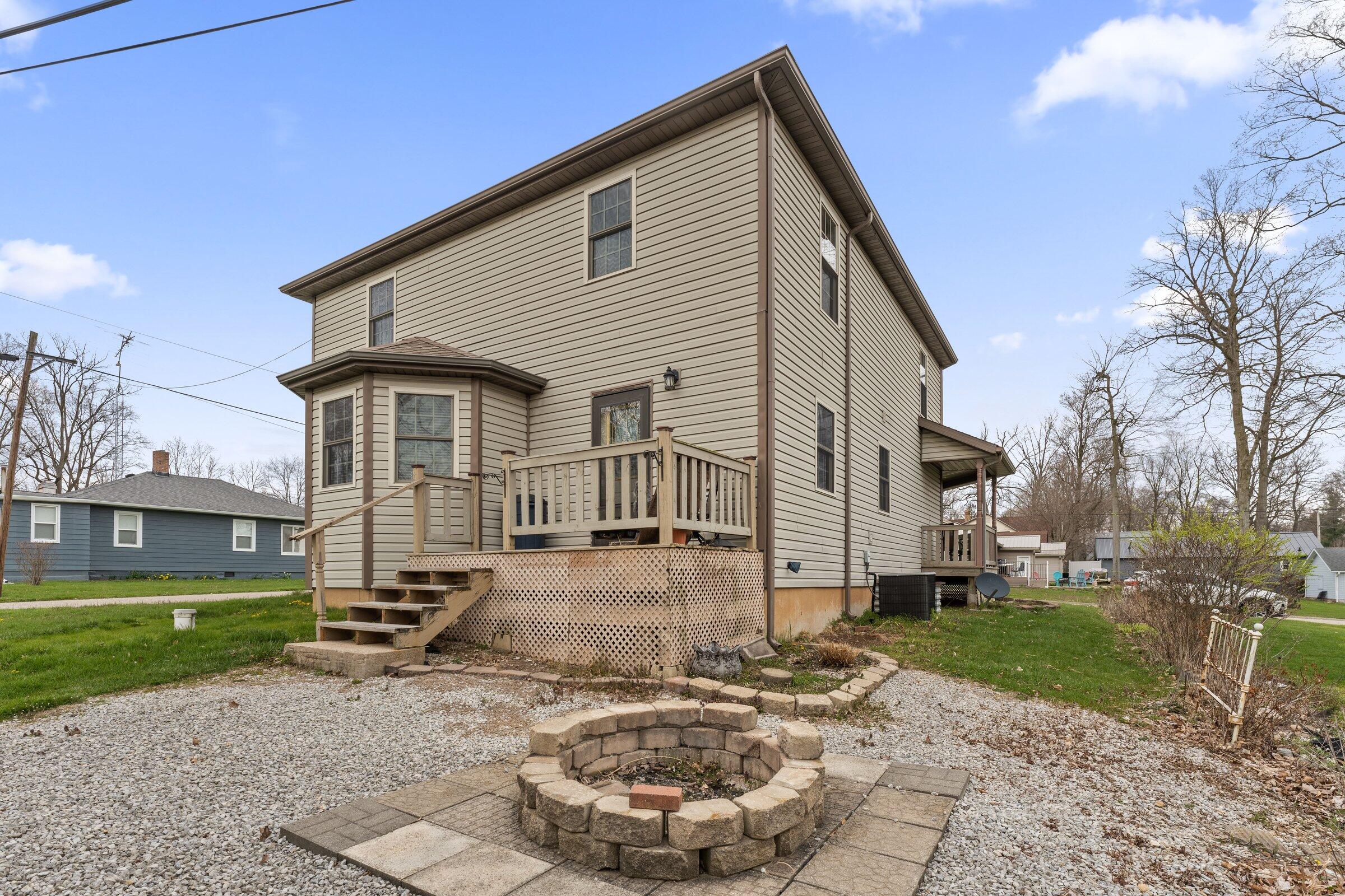 22301 Forest Avenue Avenue Cassopolis MI 49031