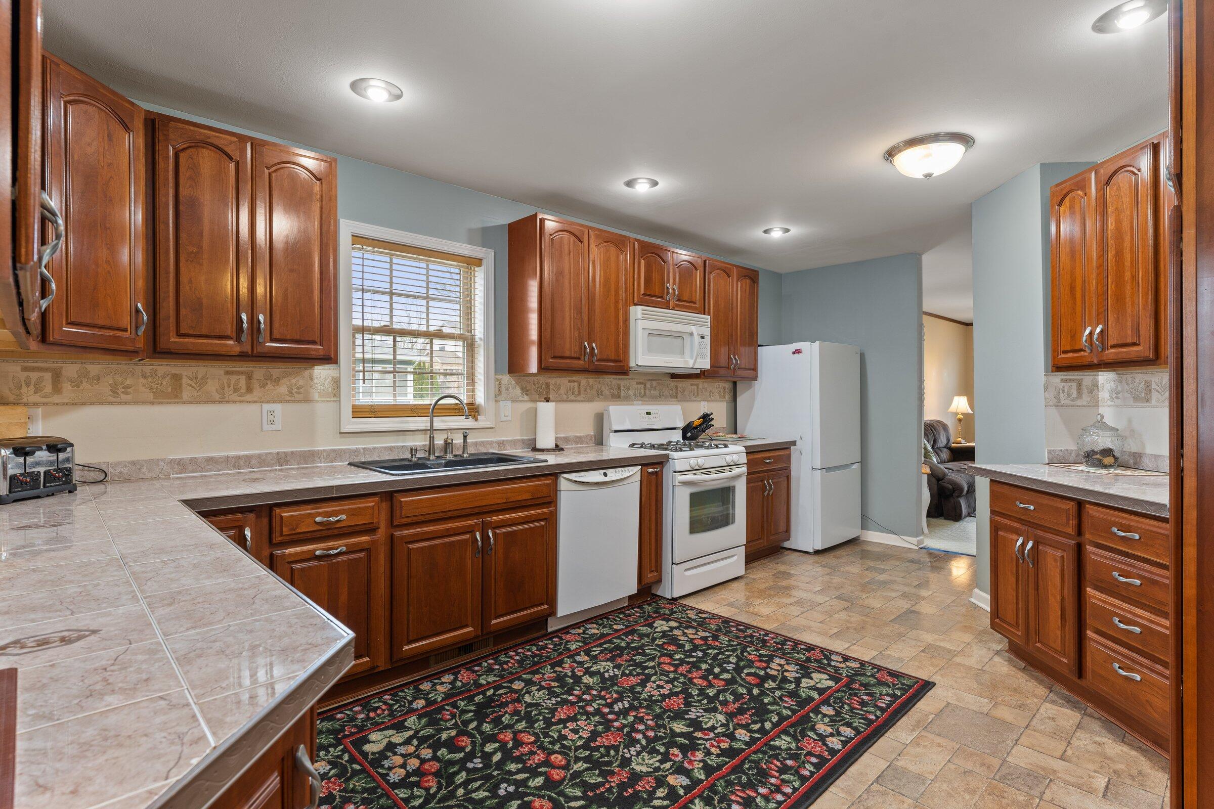 22301 Forest Avenue Avenue Cassopolis MI 49031