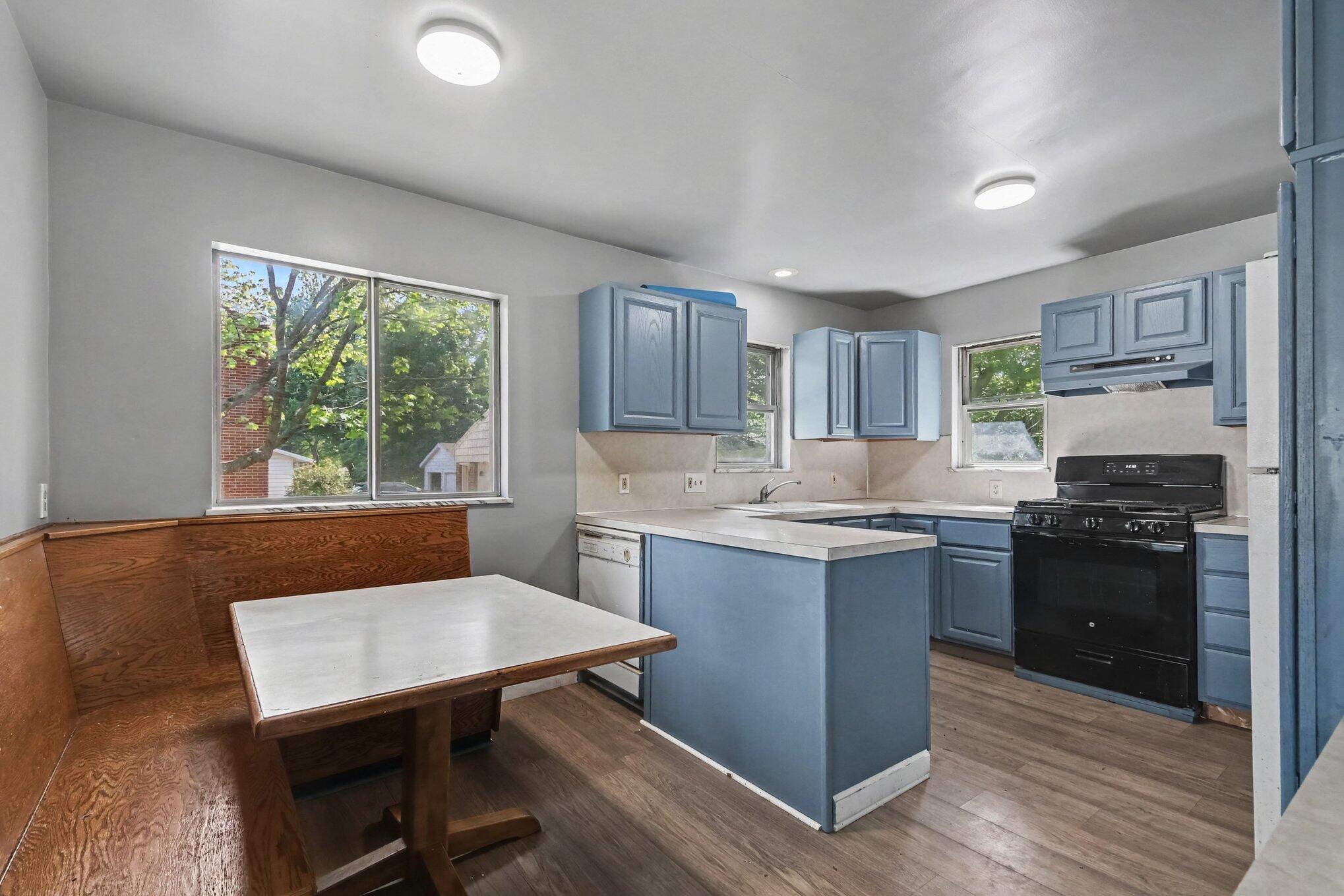 4301 Curwood Avenue SE Grand Rapids MI 49508