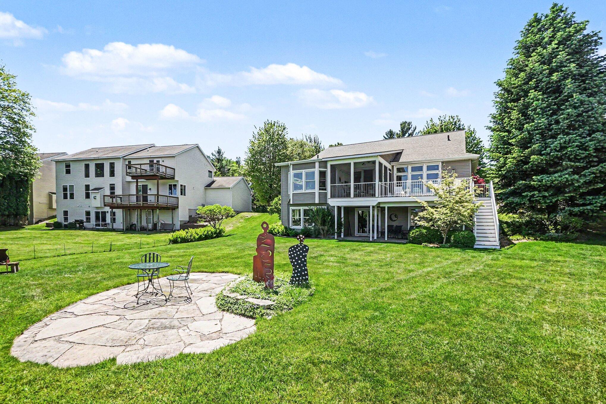 6852 Westshire Drive Muskegon MI 49444