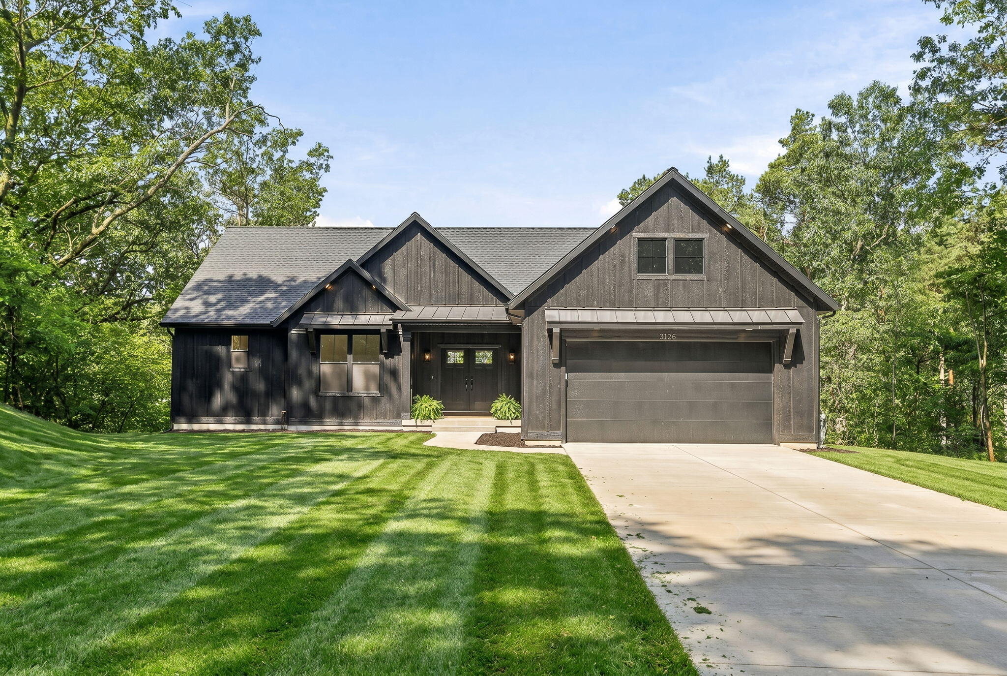 Saugatuck MI, 3126 Red Oak Drive