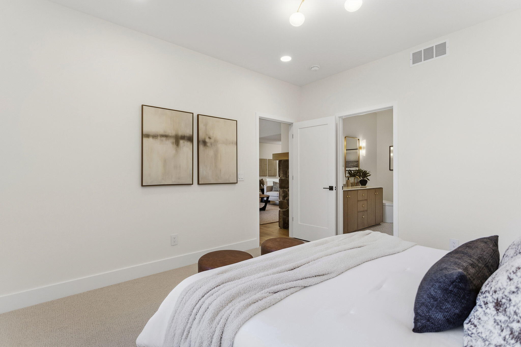 3126 Red Oak Drive Saugatuck MI 49453
