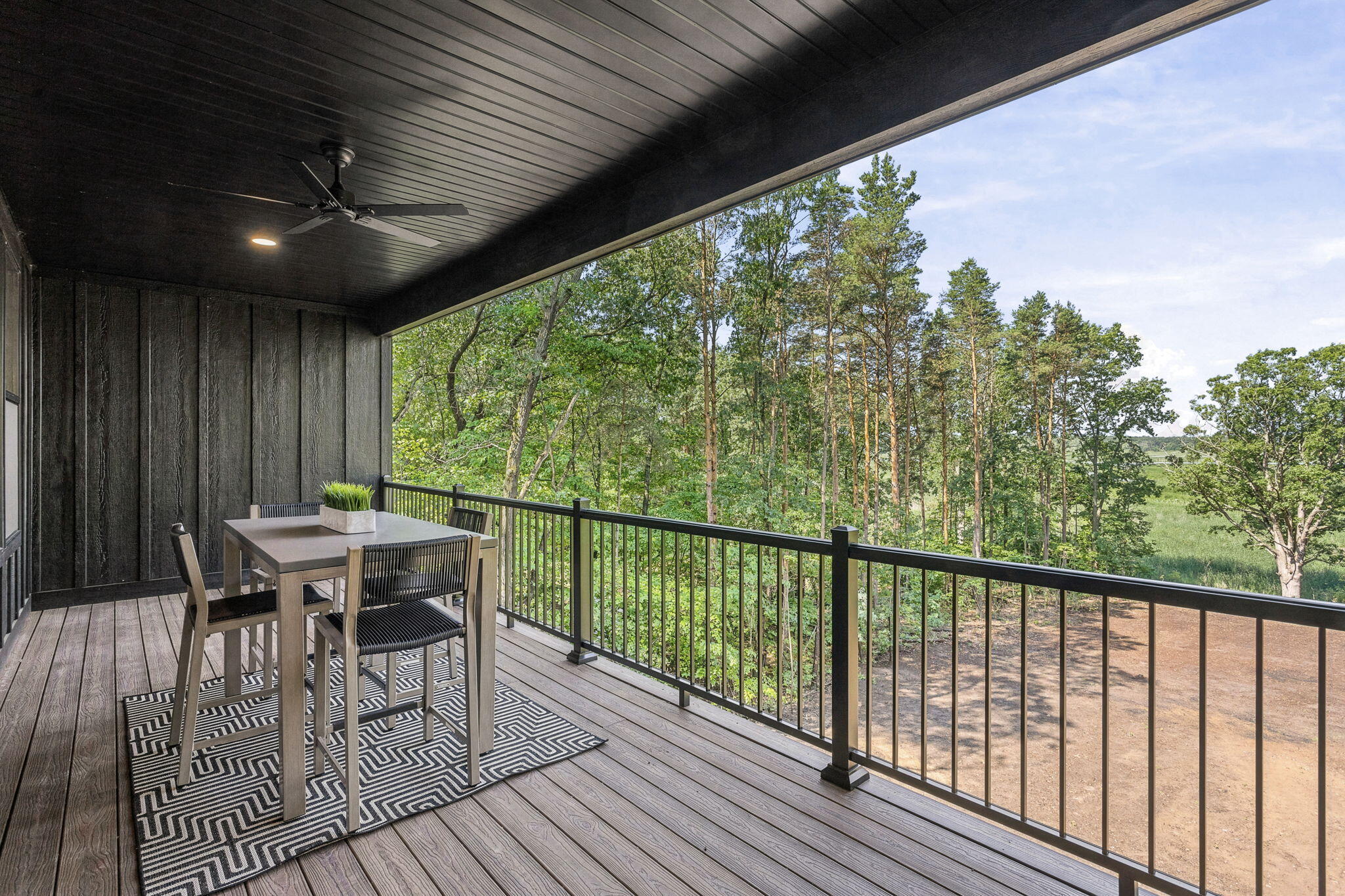 3126 Red Oak Drive Saugatuck MI 49453