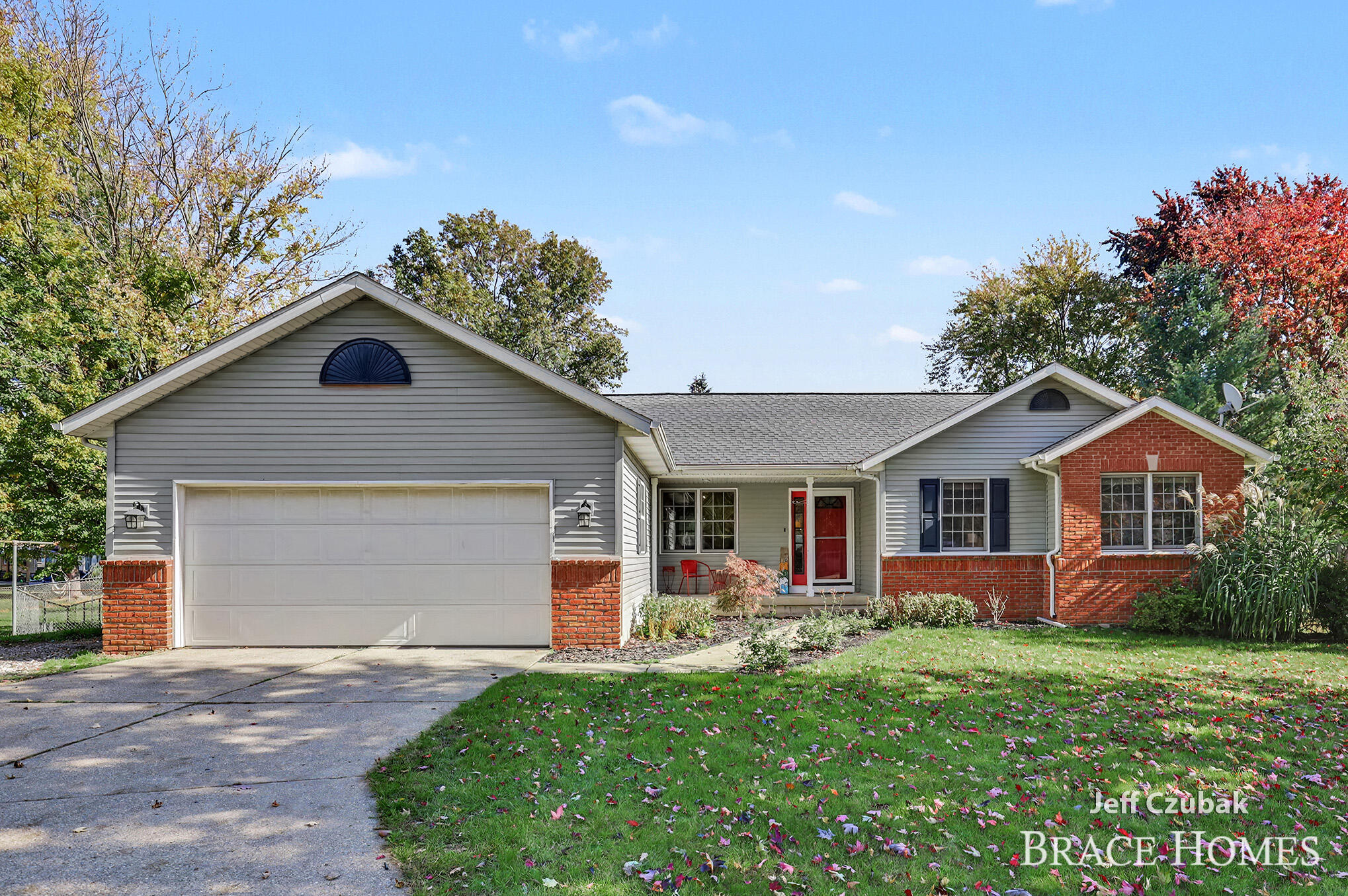 2174 Lamont Court NW Grand Rapids MI 49534
