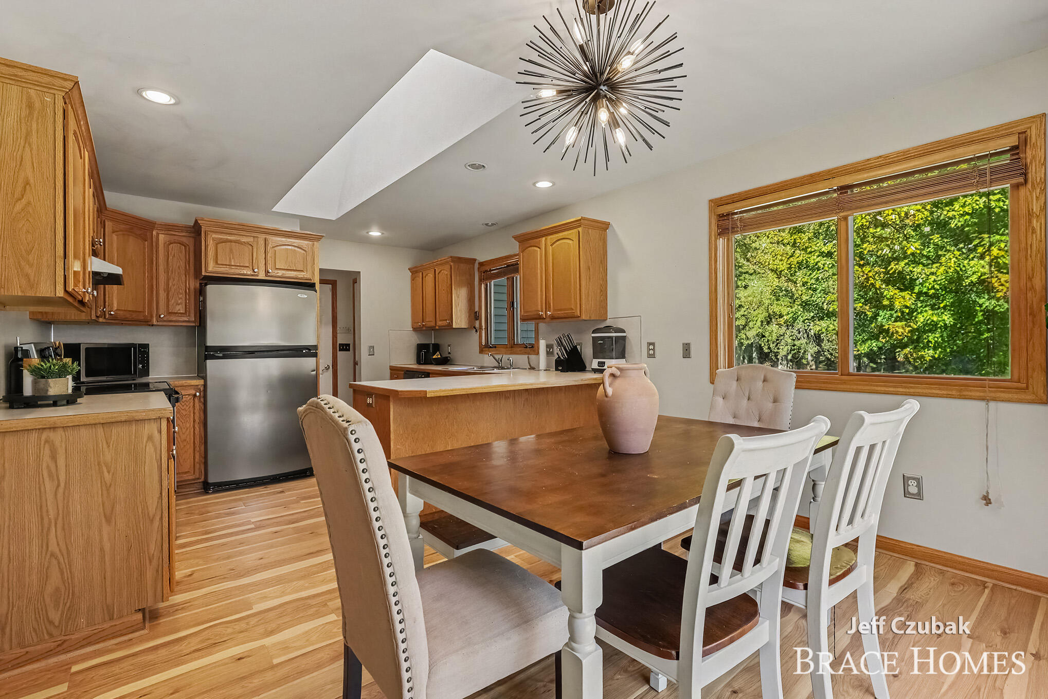 2174 Lamont Court NW Grand Rapids MI 49534