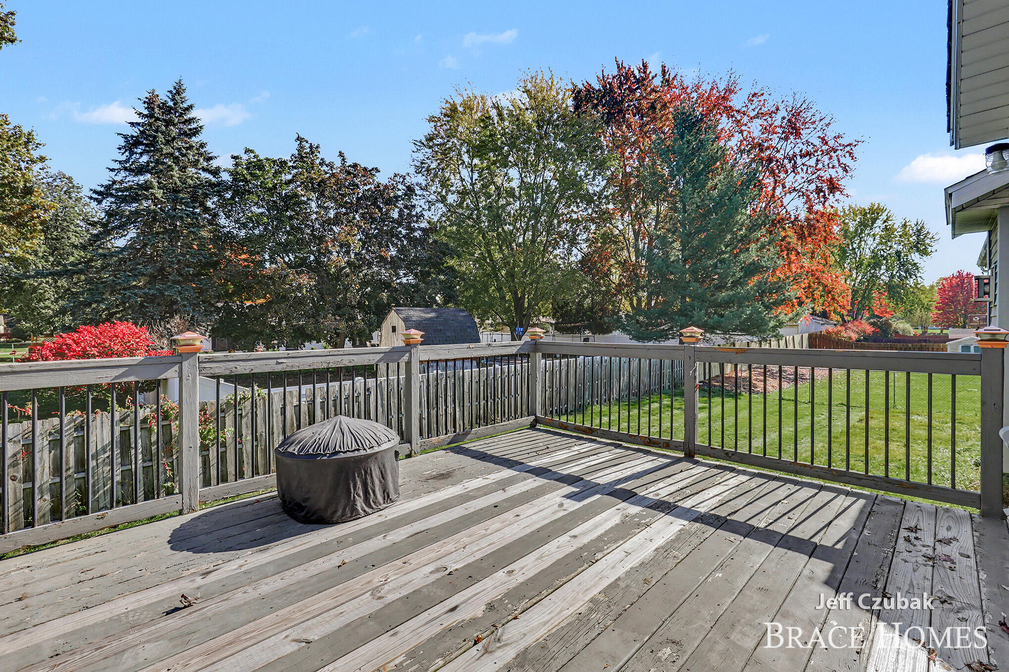 2174 Lamont Court NW Grand Rapids MI 49534
