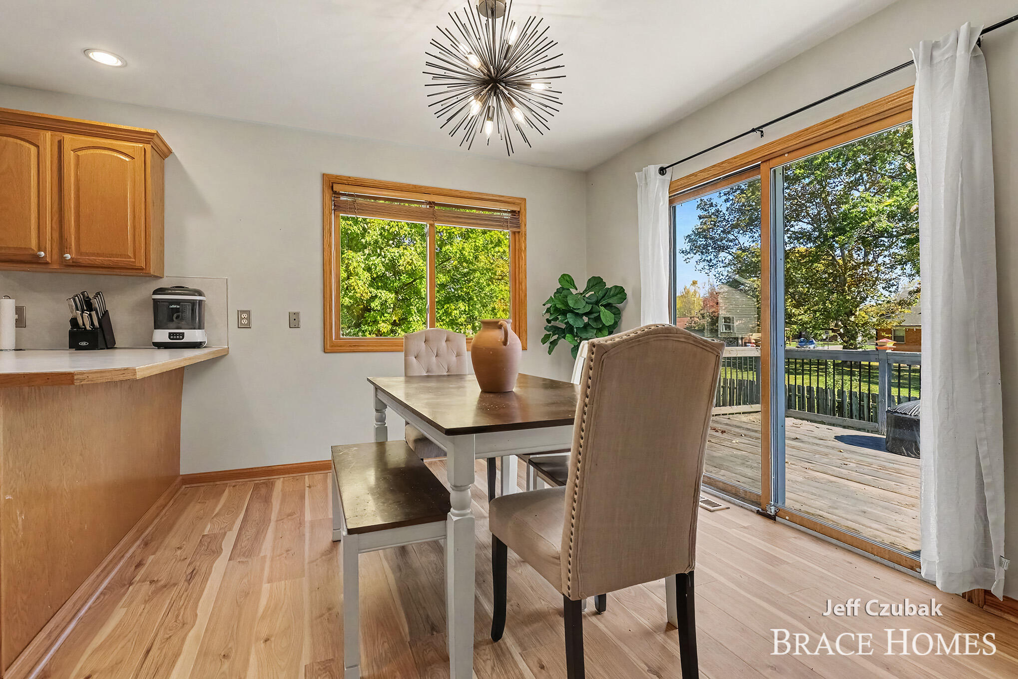 2174 Lamont Court NW Grand Rapids MI 49534