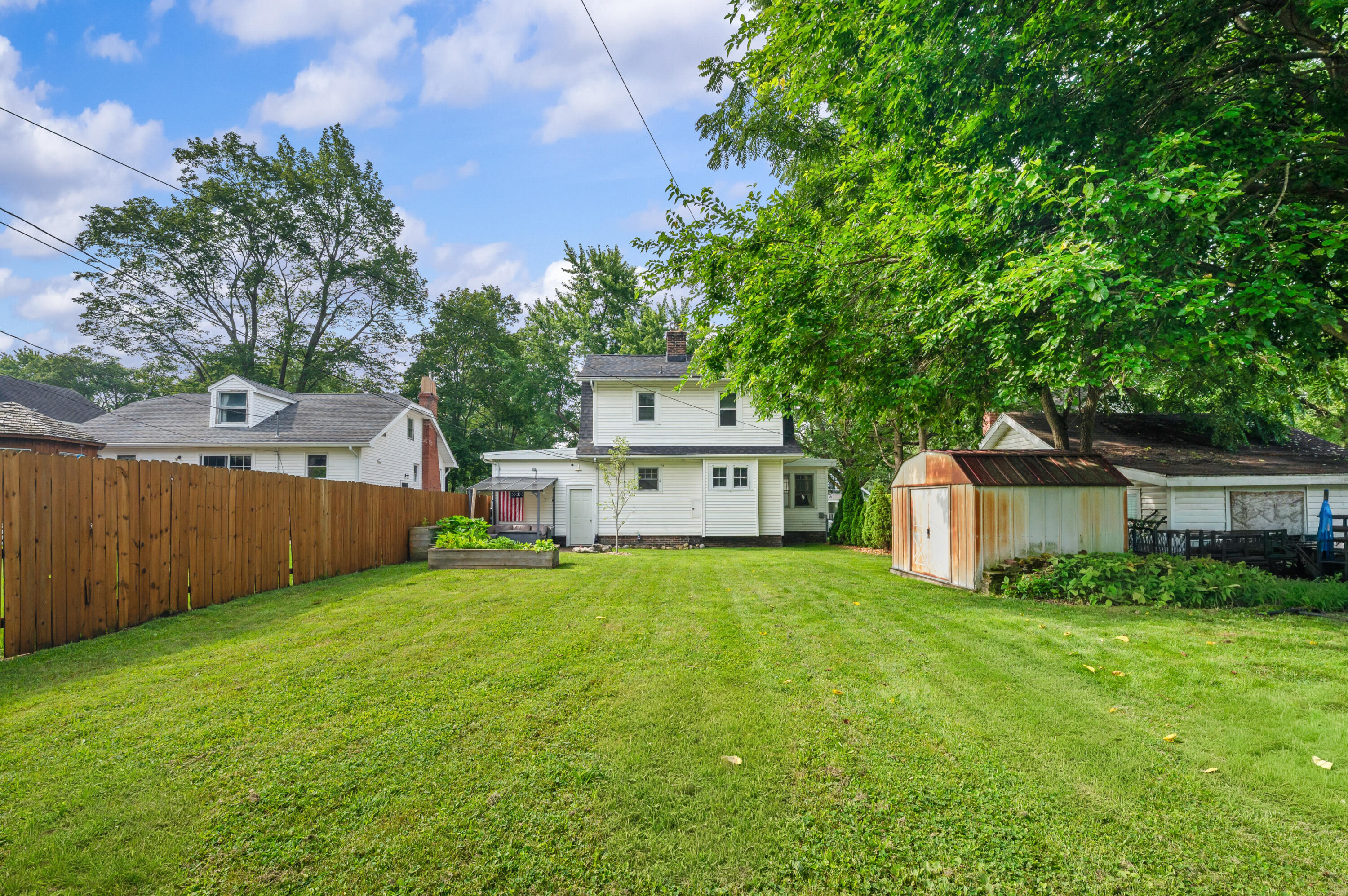 1607 Hickory Street Niles MI 49120