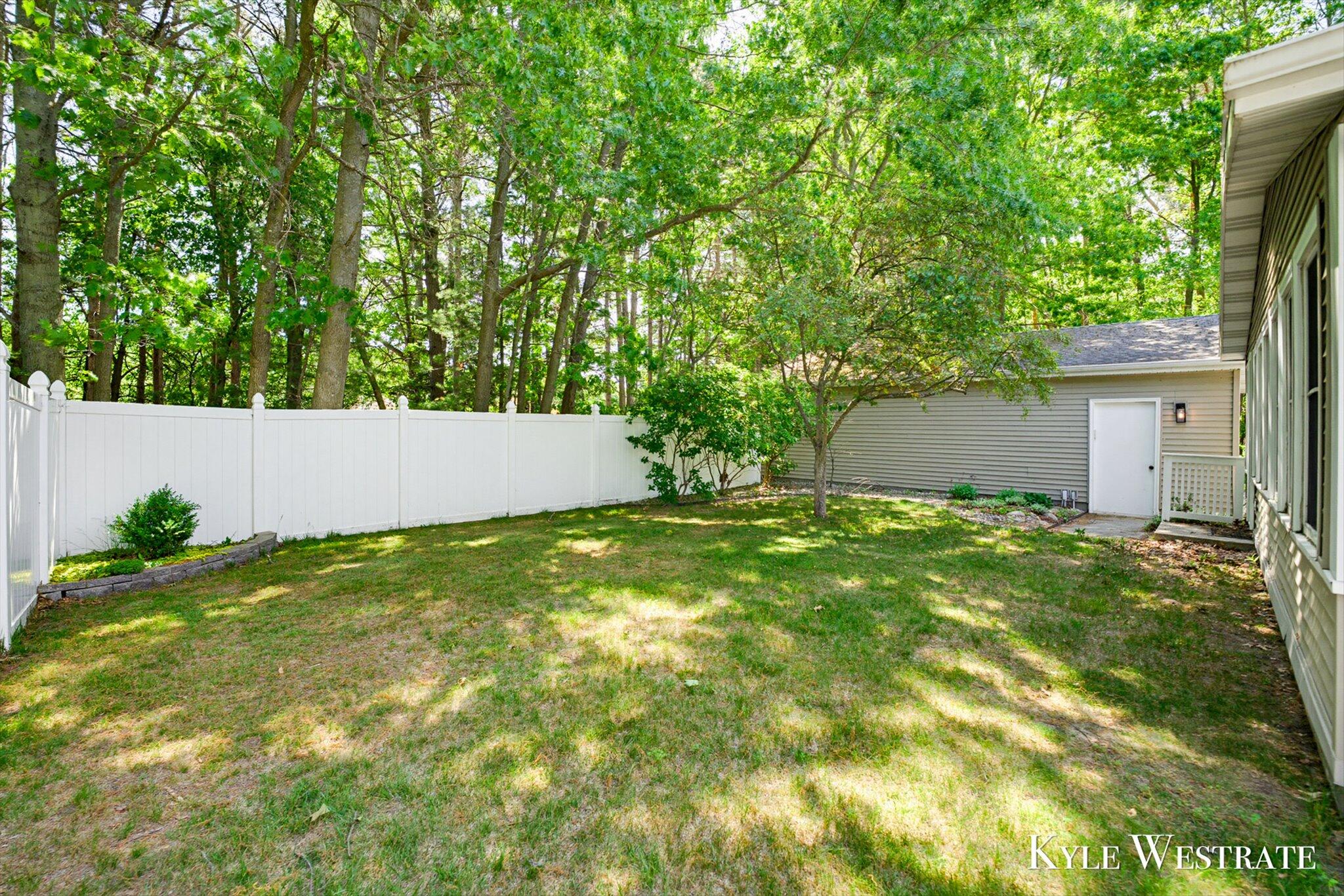 14128 Luckett Lane Grand Haven MI 49417