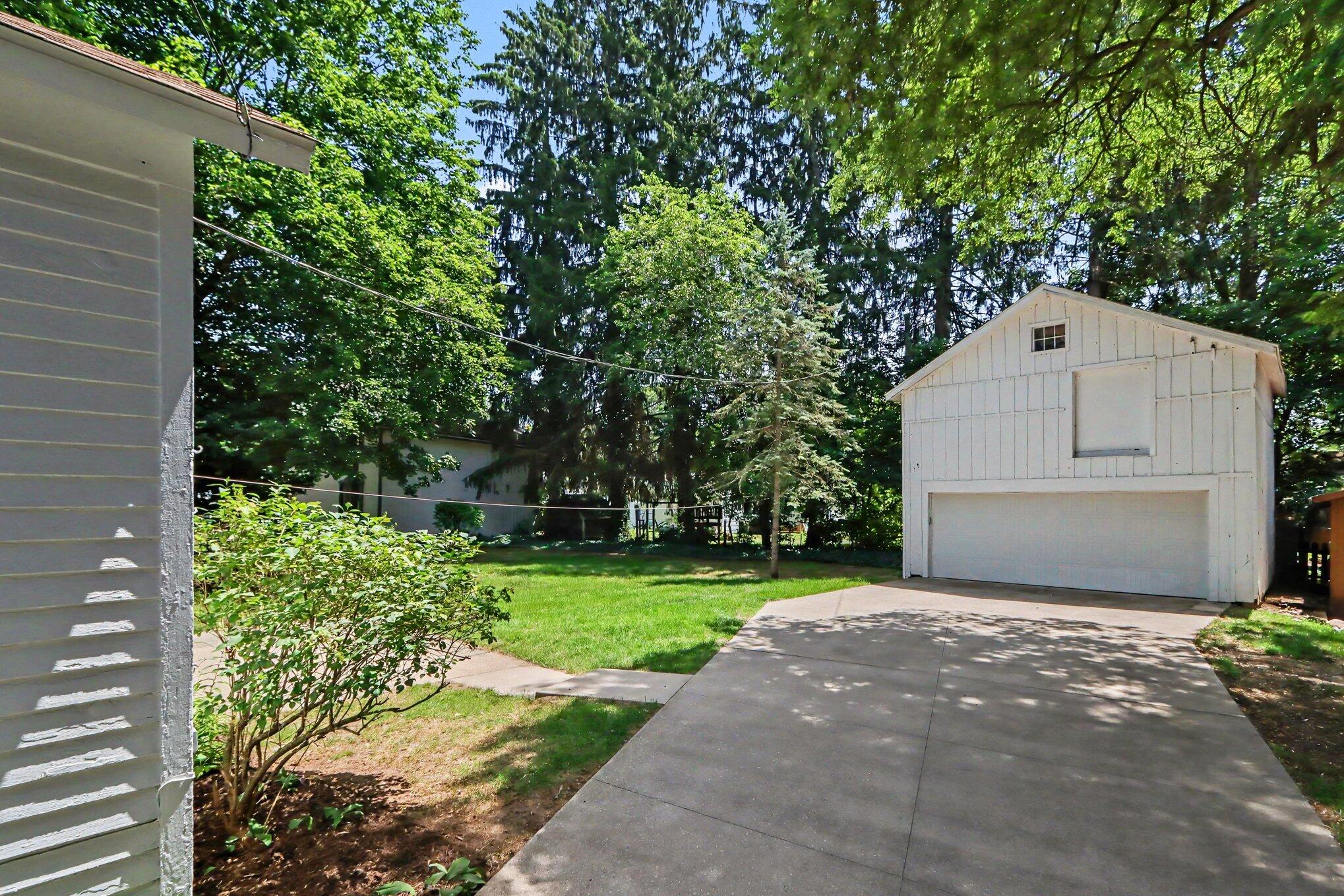 115 Delano Street Allegan MI 49010