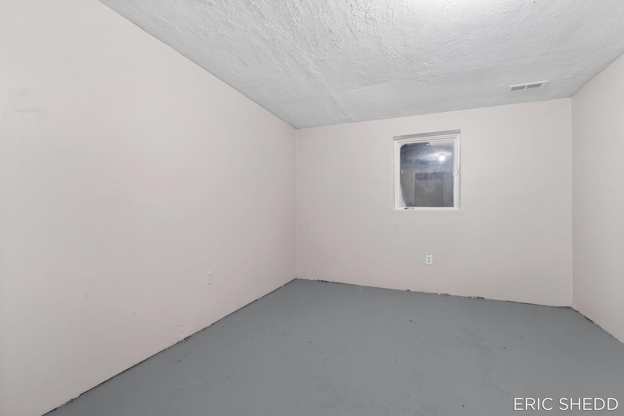 631 3 Mile Road NE Grand Rapids MI 49505