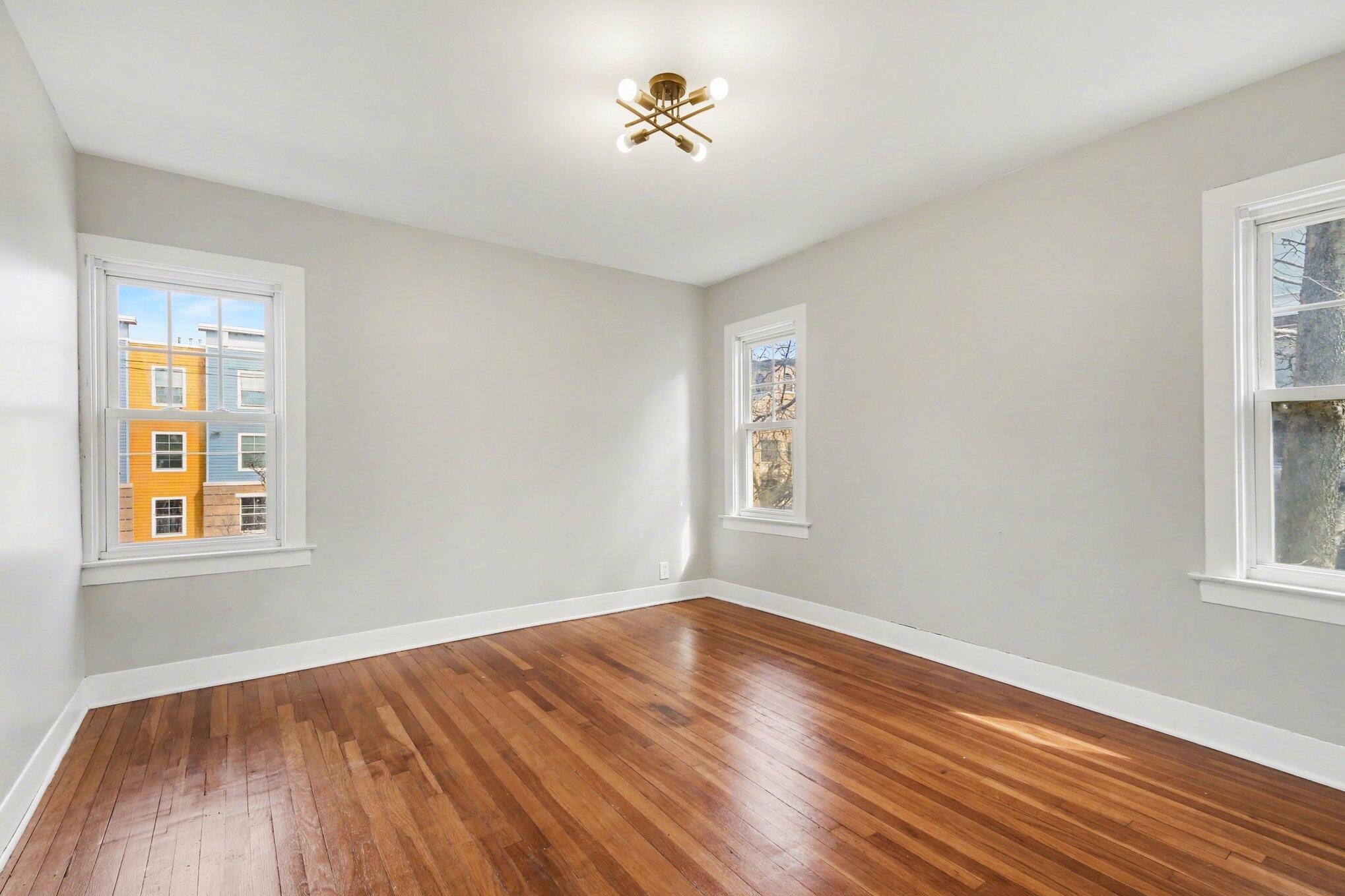 138 Burton Street SE Grand Rapids MI 49507
