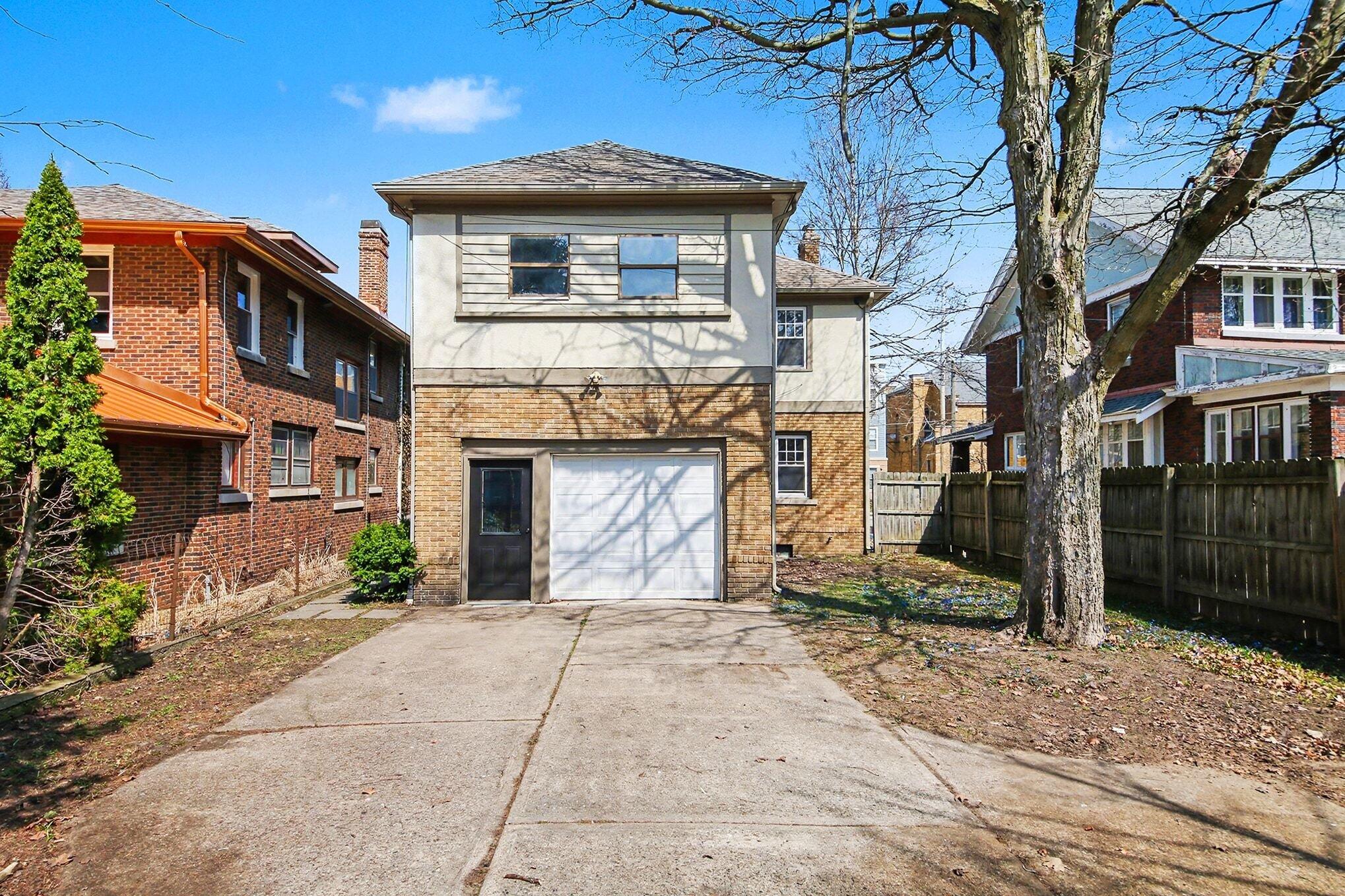138 Burton Street SE Grand Rapids MI 49507