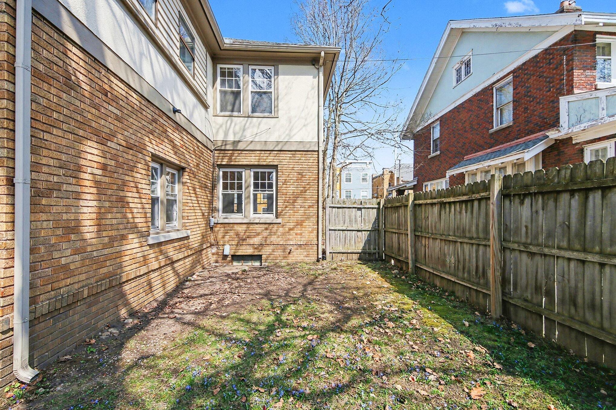 138 Burton Street SE Grand Rapids MI 49507