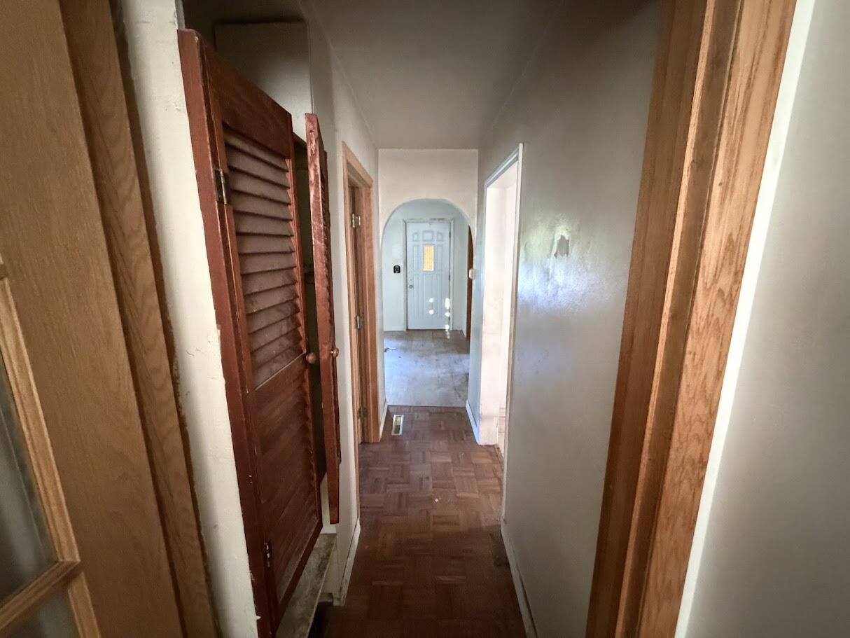 2744 Huizenga Street Muskegon MI 49444