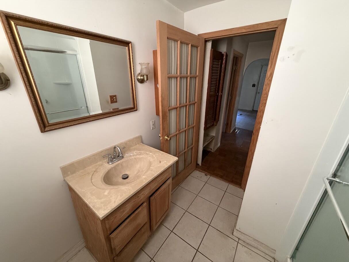 2744 Huizenga Street Muskegon MI 49444