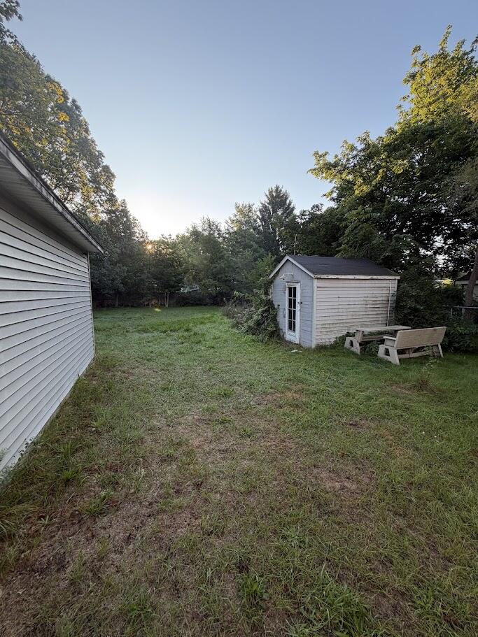 2744 Huizenga Street Muskegon MI 49444