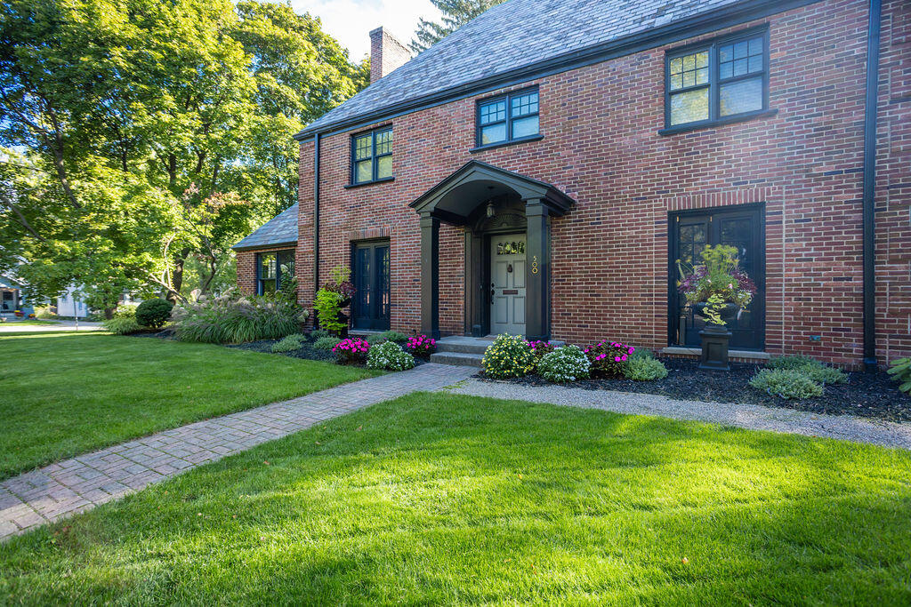 500 Rosewood Avenue SE East Grand Rapids MI 49506