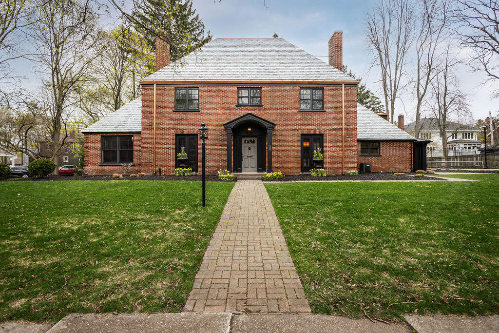 500 Rosewood Avenue SE East Grand Rapids MI 49506