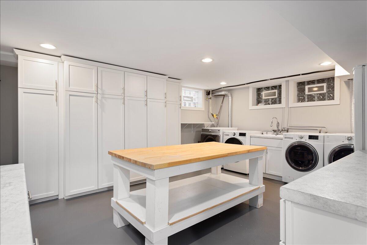 500 Rosewood Avenue SE East Grand Rapids MI 49506