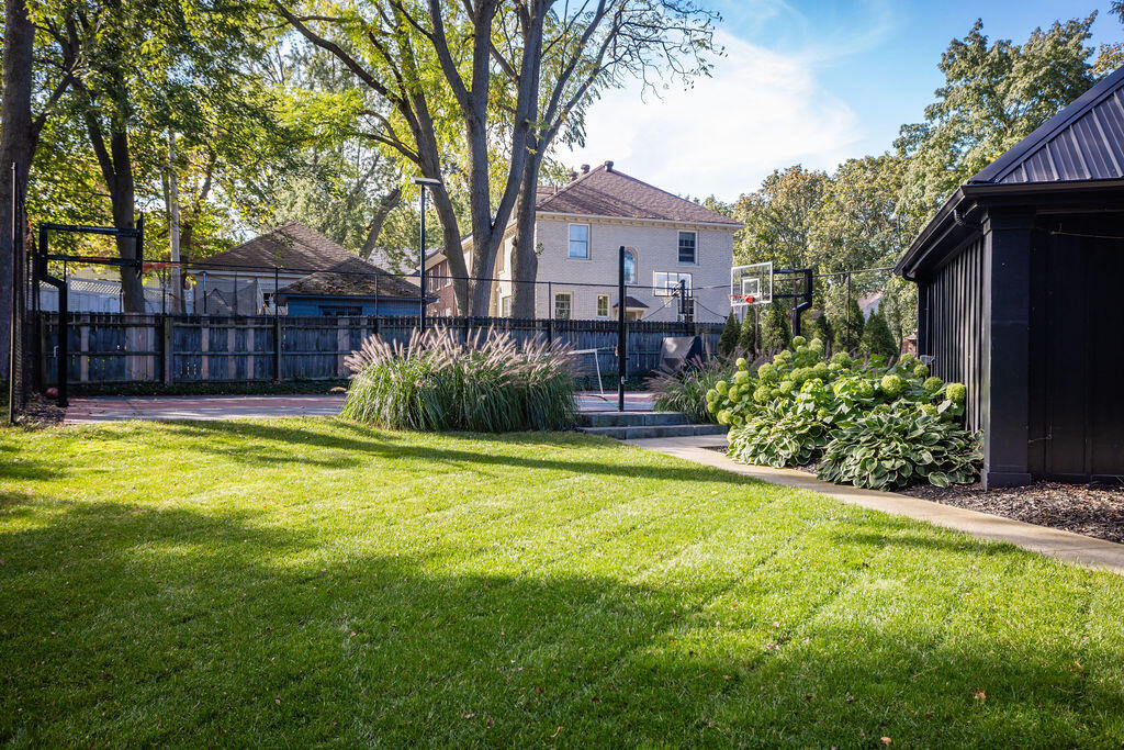 500 Rosewood Avenue SE East Grand Rapids MI 49506
