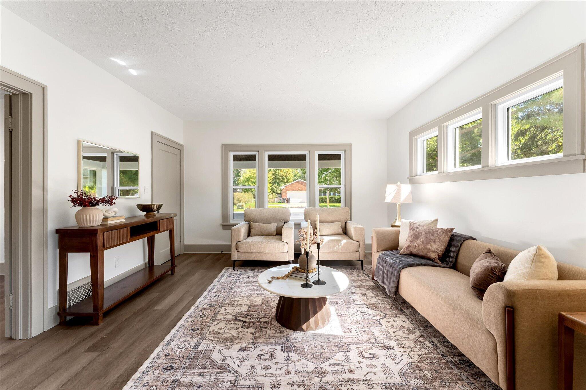 424 Van Raalte Avenue Holland MI 49423