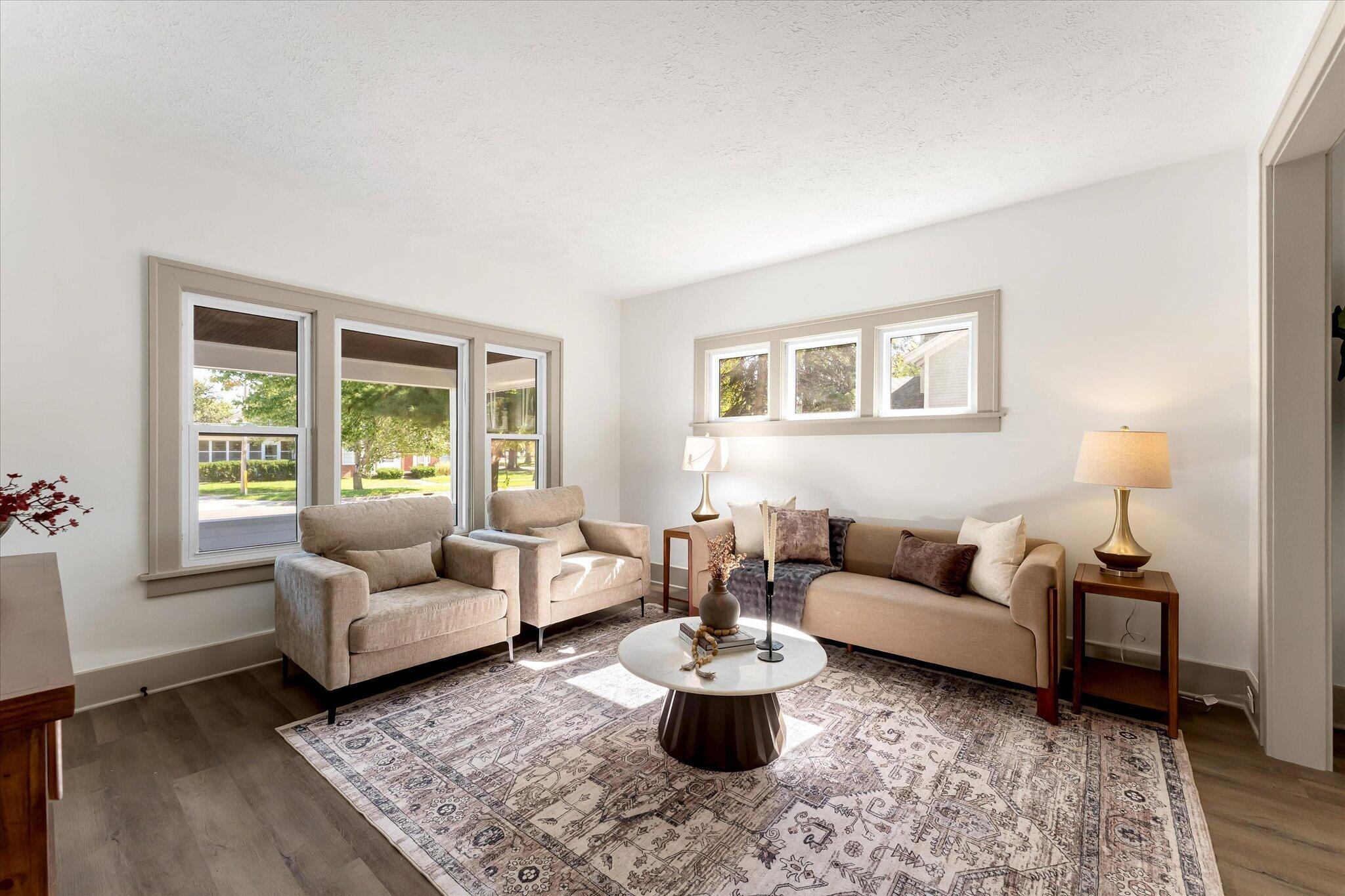 424 Van Raalte Avenue Holland MI 49423