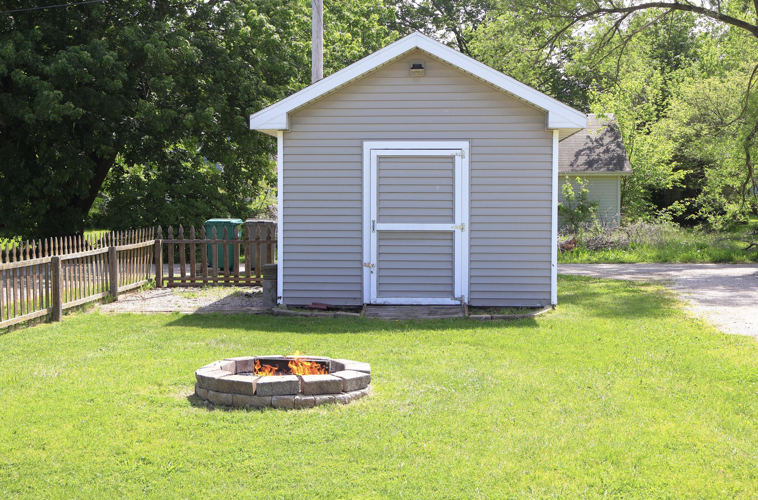 406 N Elm Street Three Oaks MI 49128