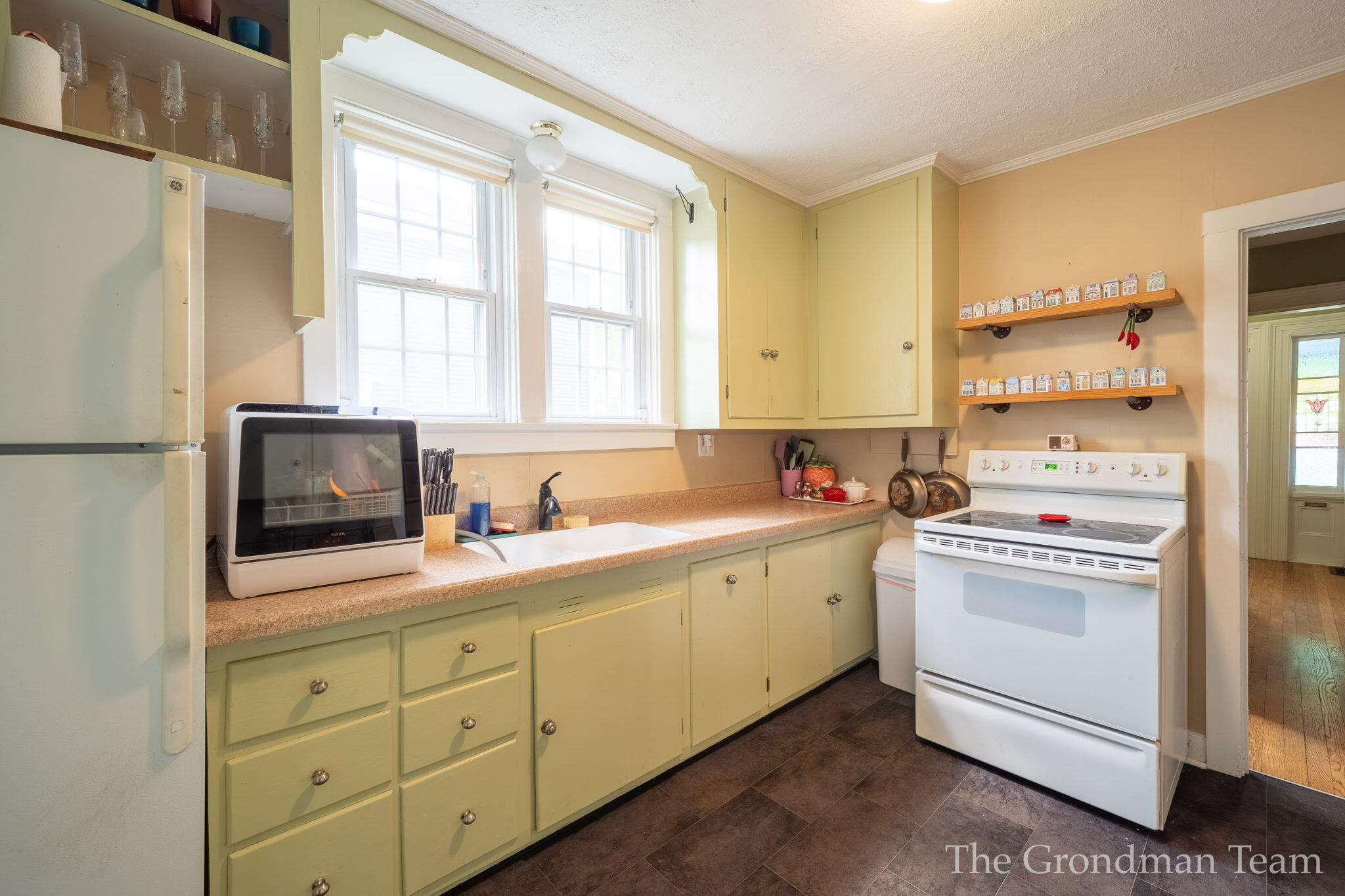 417 Monroe Street Allegan MI 49010