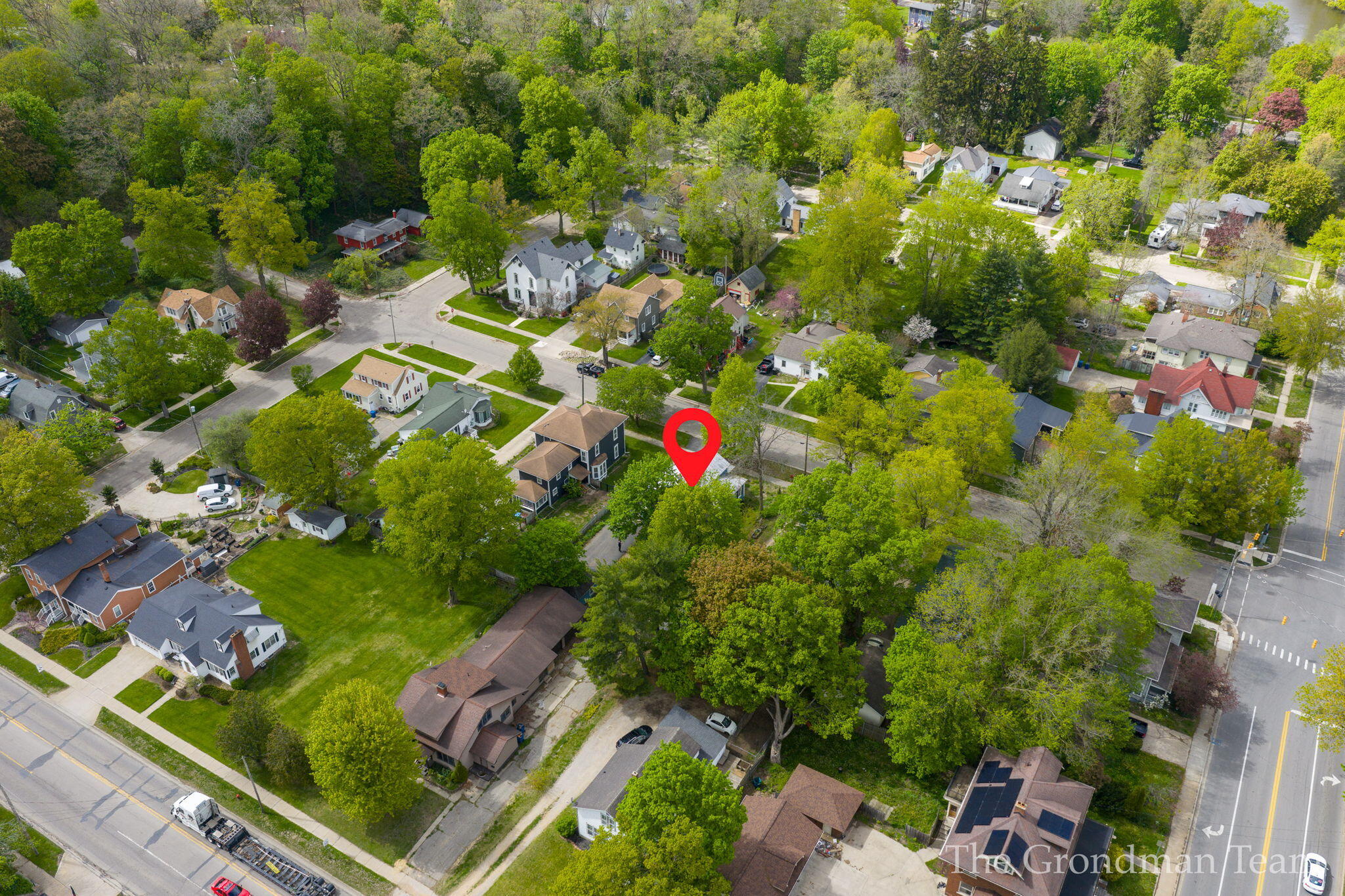 417 Monroe Street Allegan MI 49010