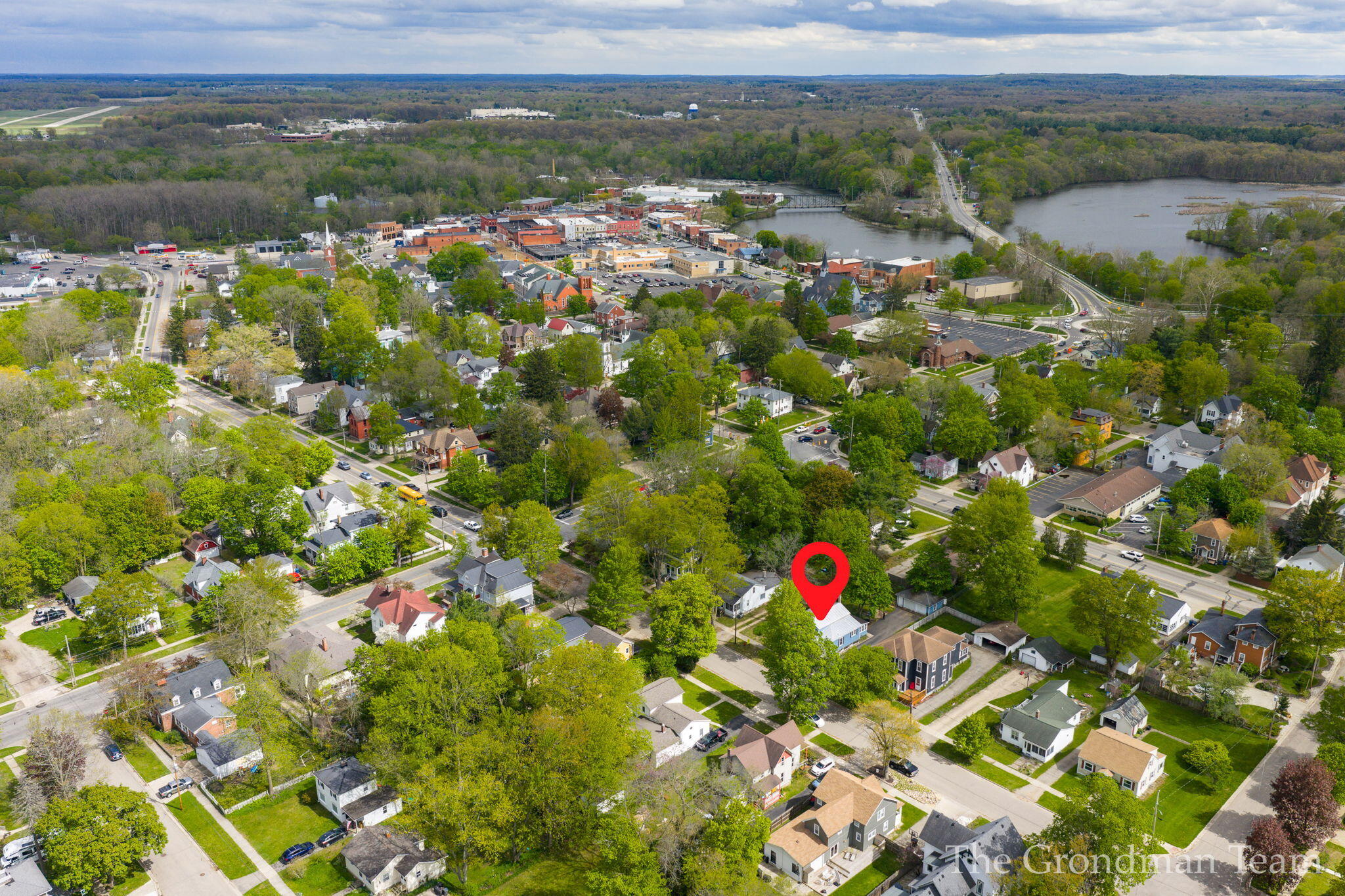 417 Monroe Street Allegan MI 49010