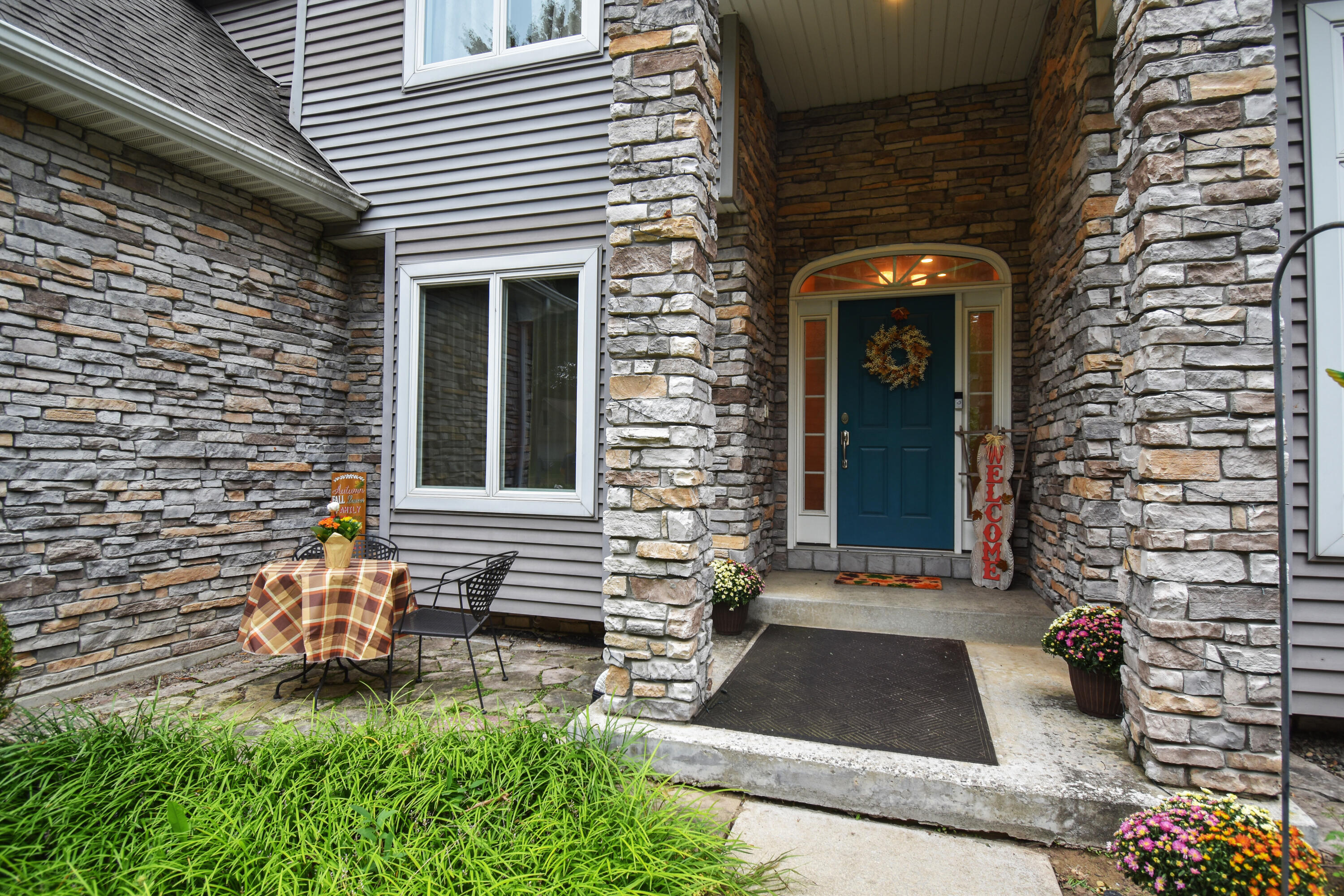 5033 Deerwood Trail Stevensville MI 49127