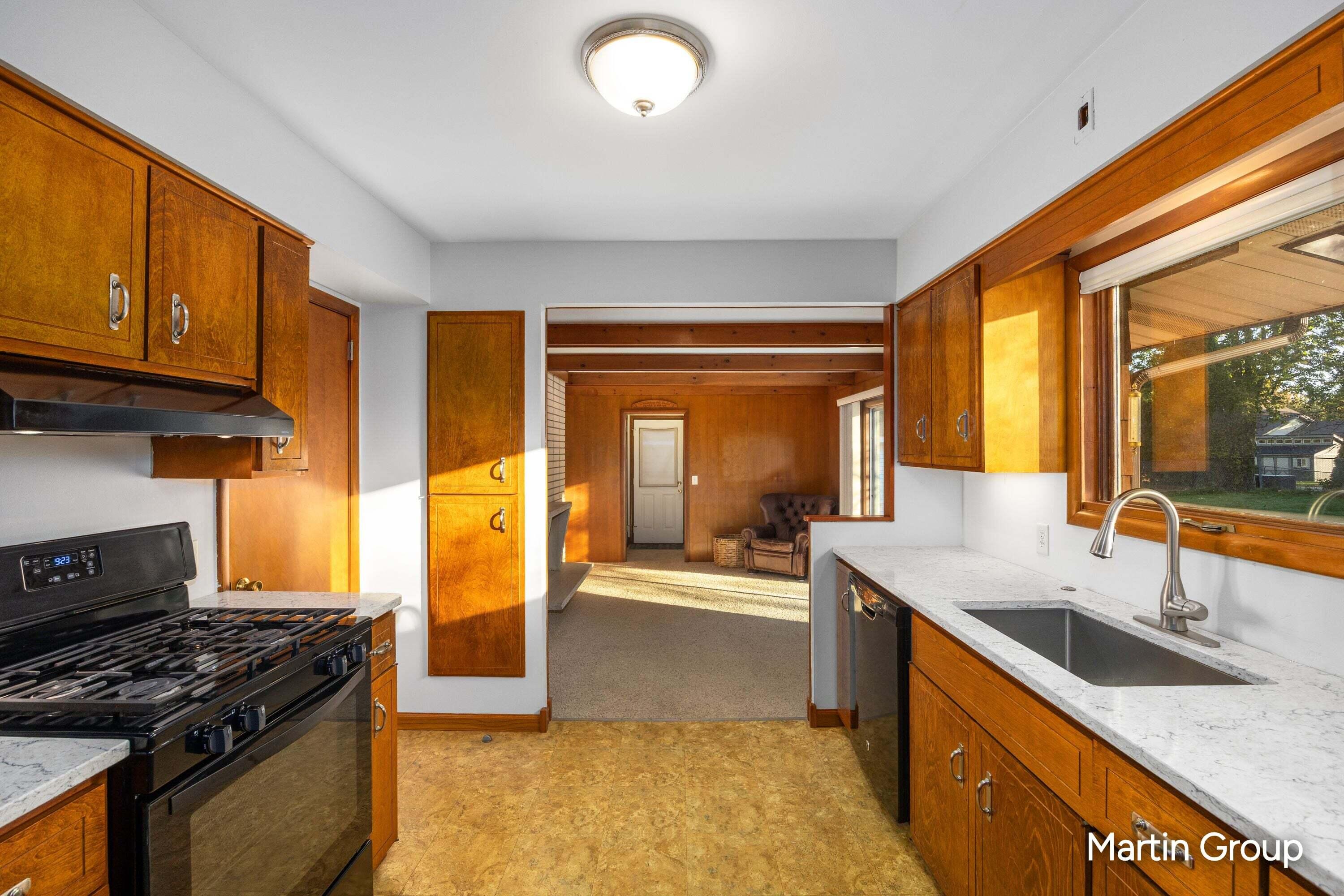 1490 Sierra Avenue NW Grand Rapids MI 49534