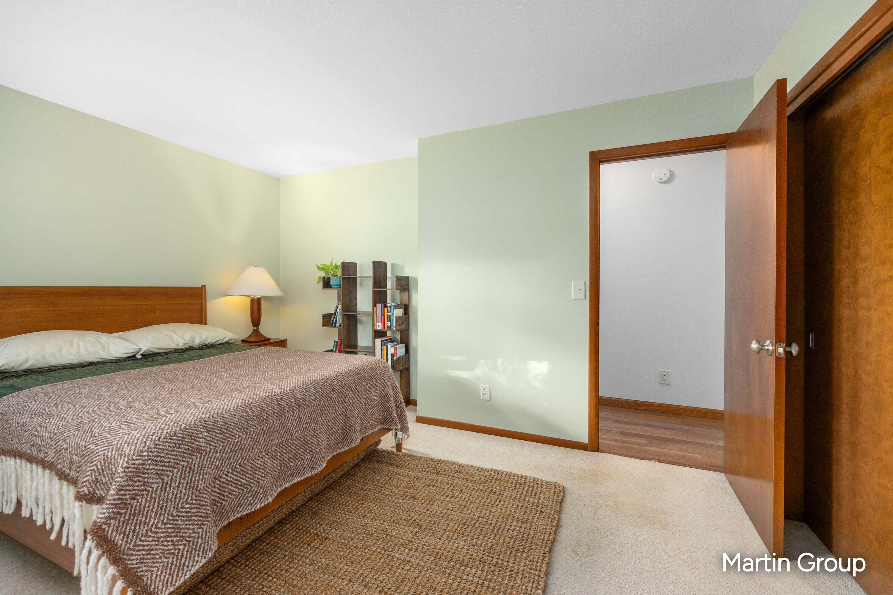 1490 Sierra Avenue NW Grand Rapids MI 49534