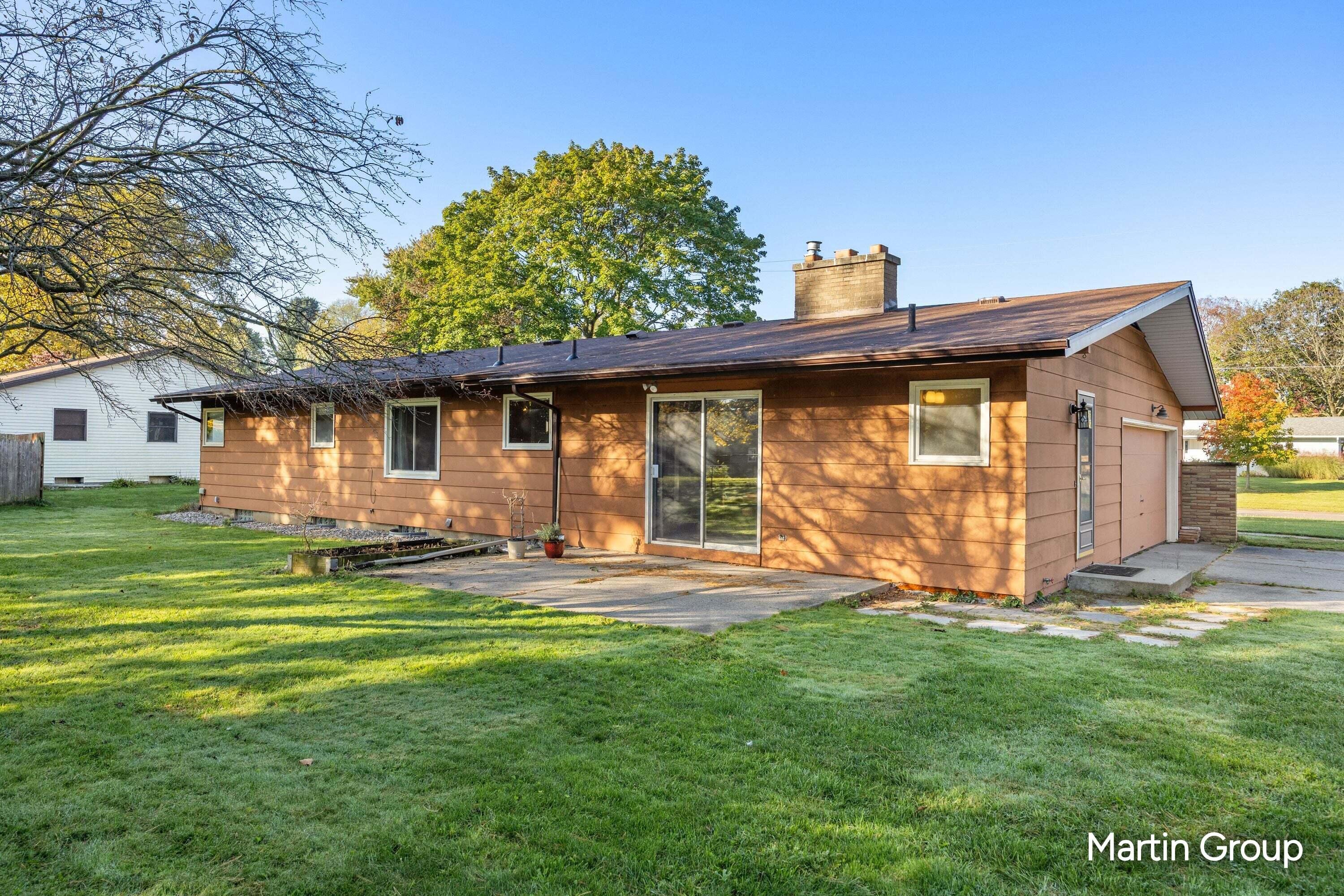 1490 Sierra Avenue NW Grand Rapids MI 49534