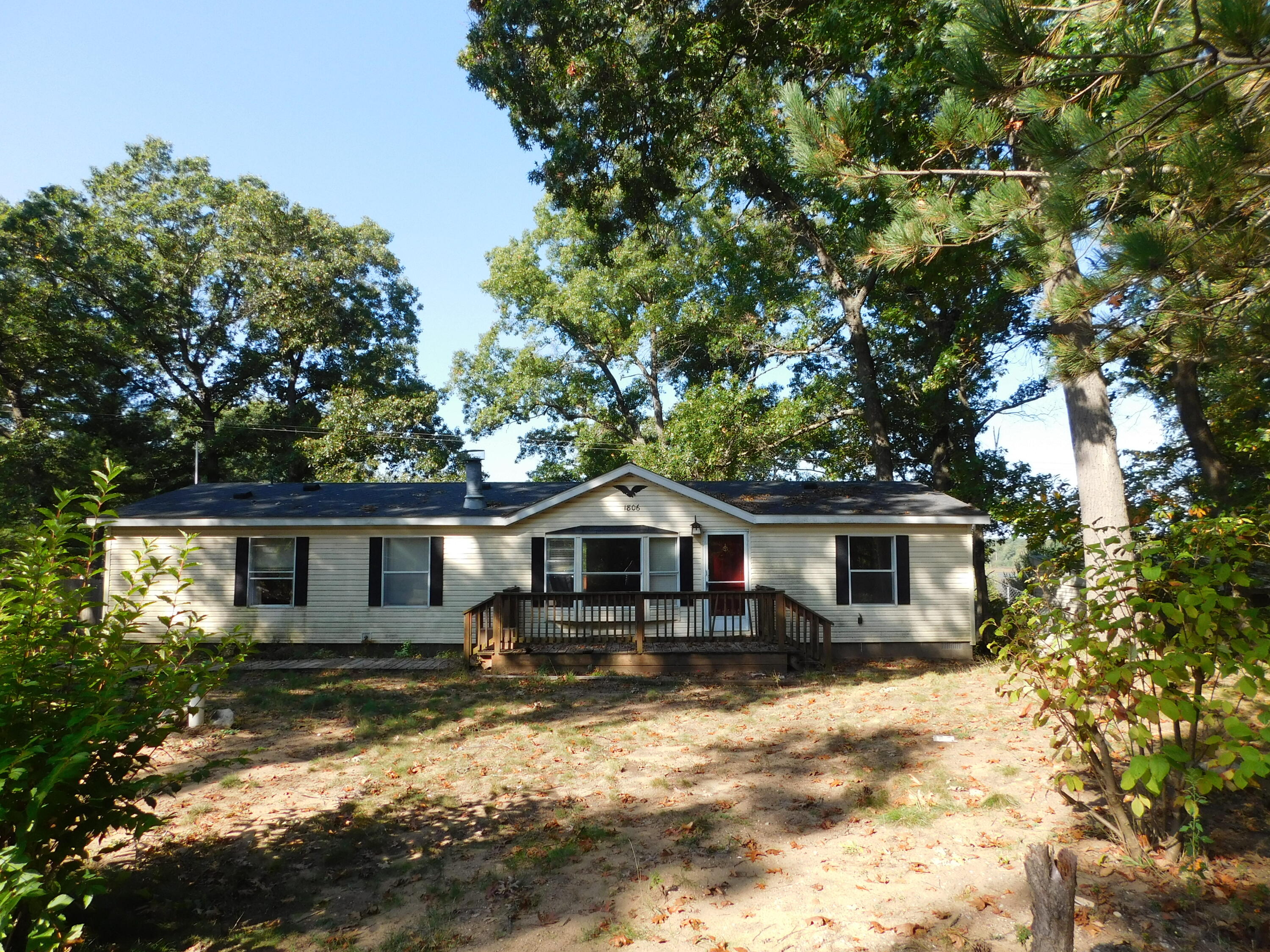 1806 48th Street Fennville MI 49408